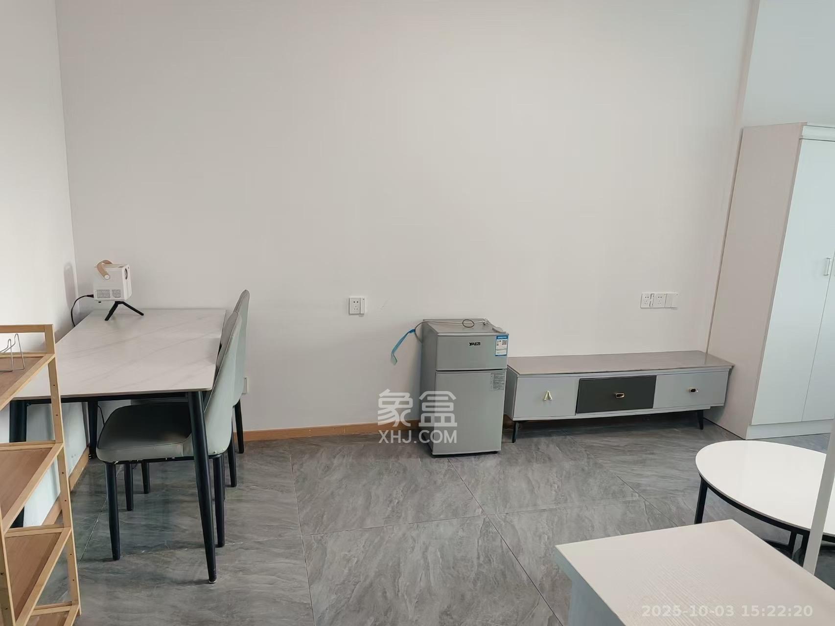 碧桂园印象 1室1厅1卫 1400.0元/月 碧桂园印象 1室1厅1卫 1400.0元/月室内图