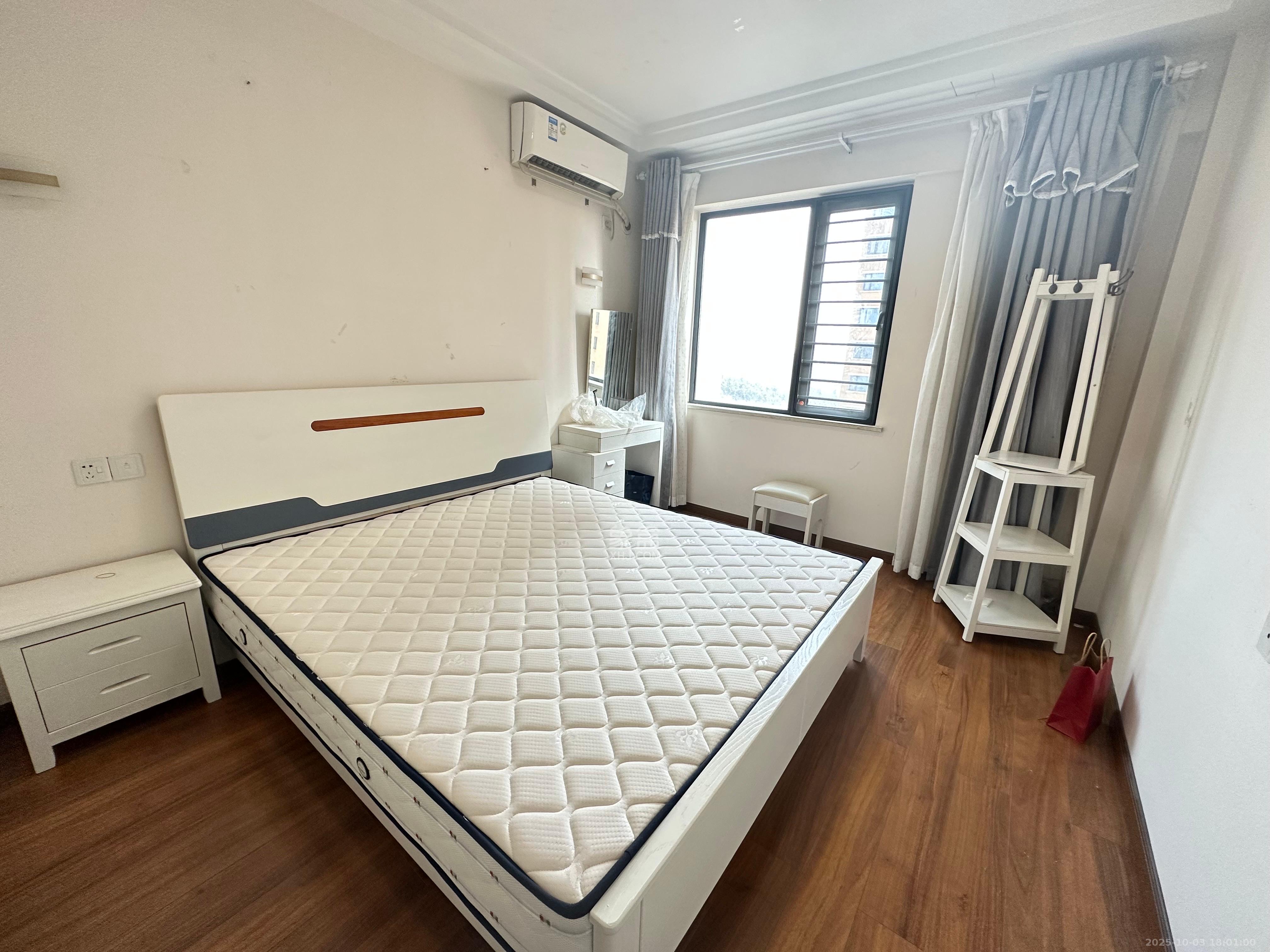 北京御园一二期（国泰嘉园）  3室2厅1卫    2800.0元/月室内图