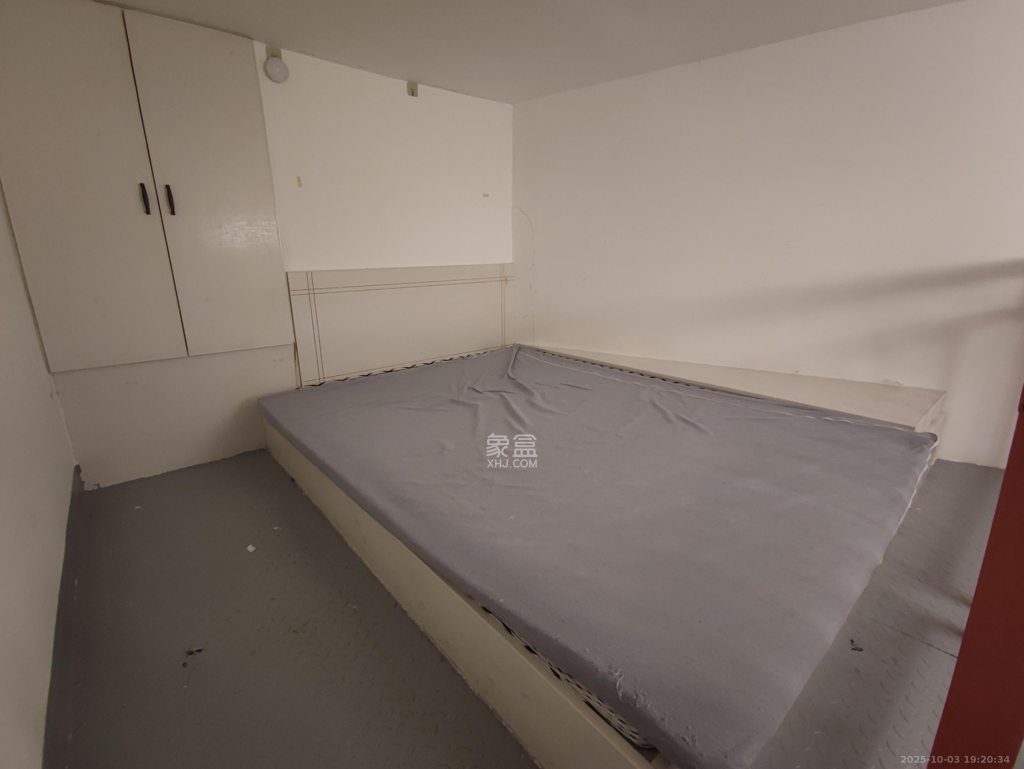 湖韵佳苑  1室1厅1卫    1500.0元/月室内图