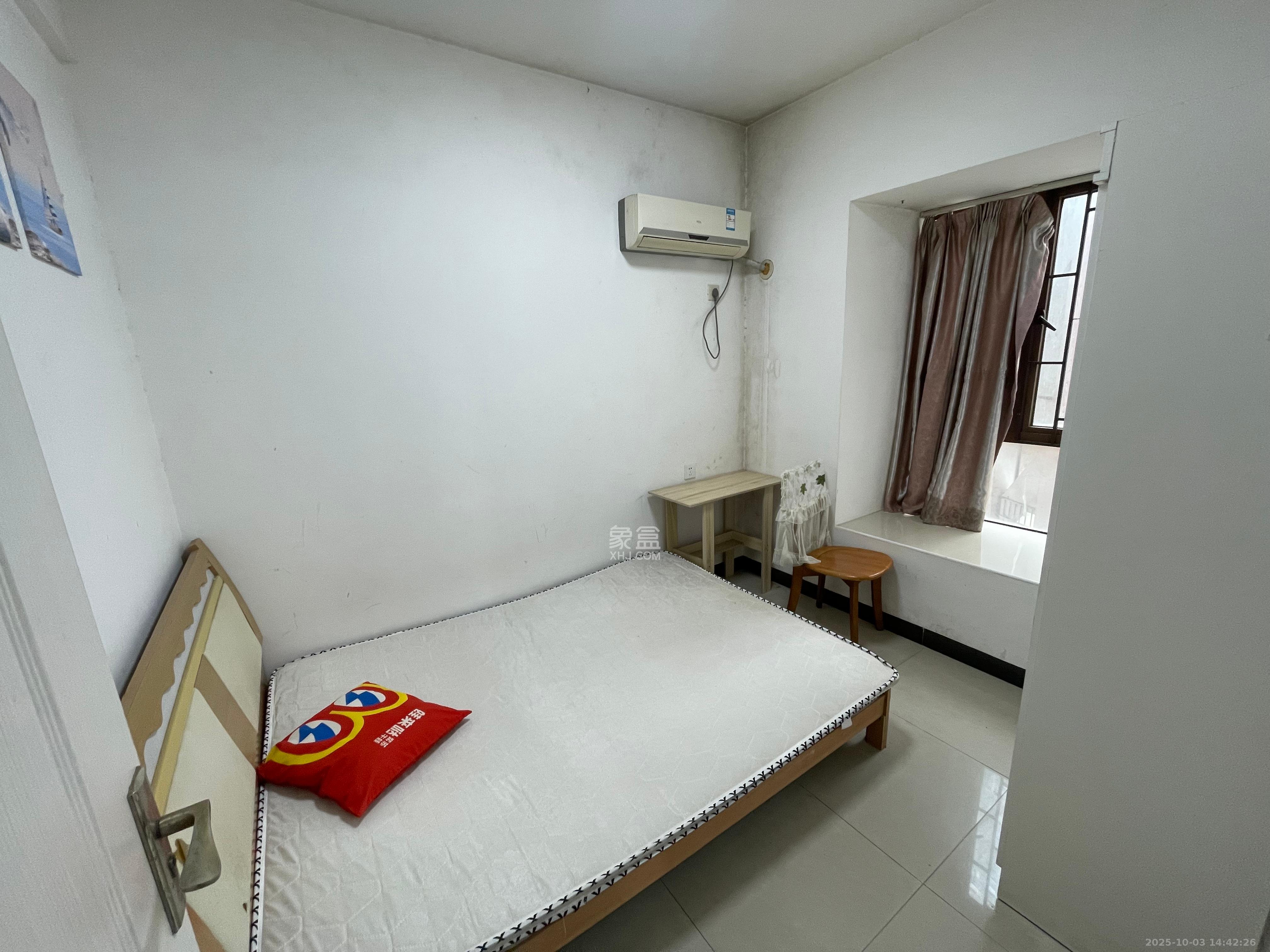 高信向日葵 3室2厅2卫 2500.0元/月 高信向日葵 3室2厅2卫 2500.0元/月室内图