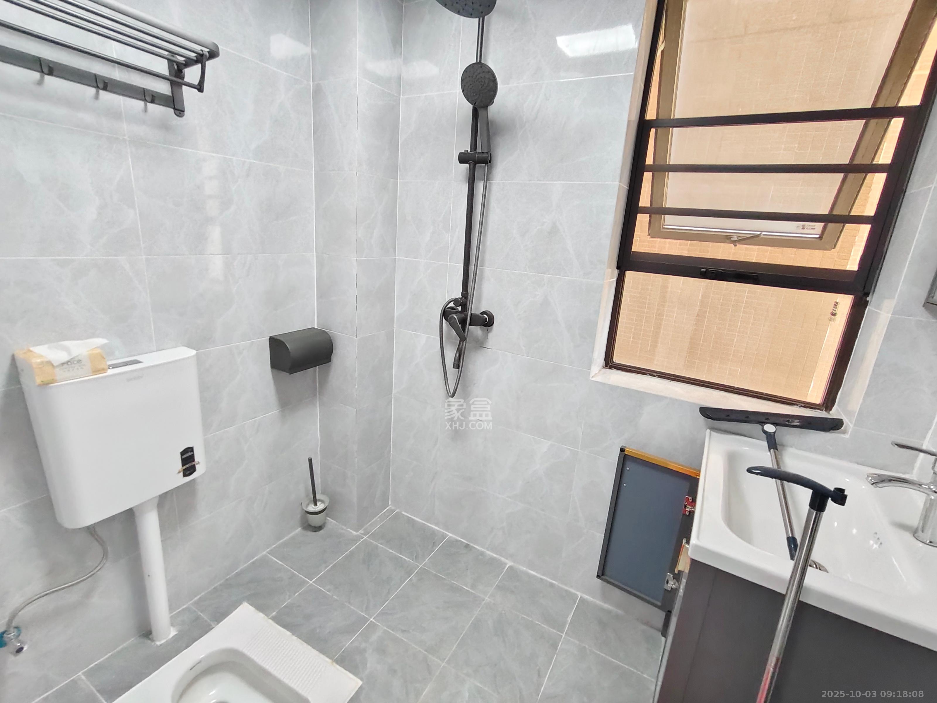 洋湖18克拉(旷远洋湖18克拉)  3室2厅2卫    2800.0元/月 洋湖18克拉(旷远洋湖18克拉)  3室2厅2卫    2800.0元/月室内图