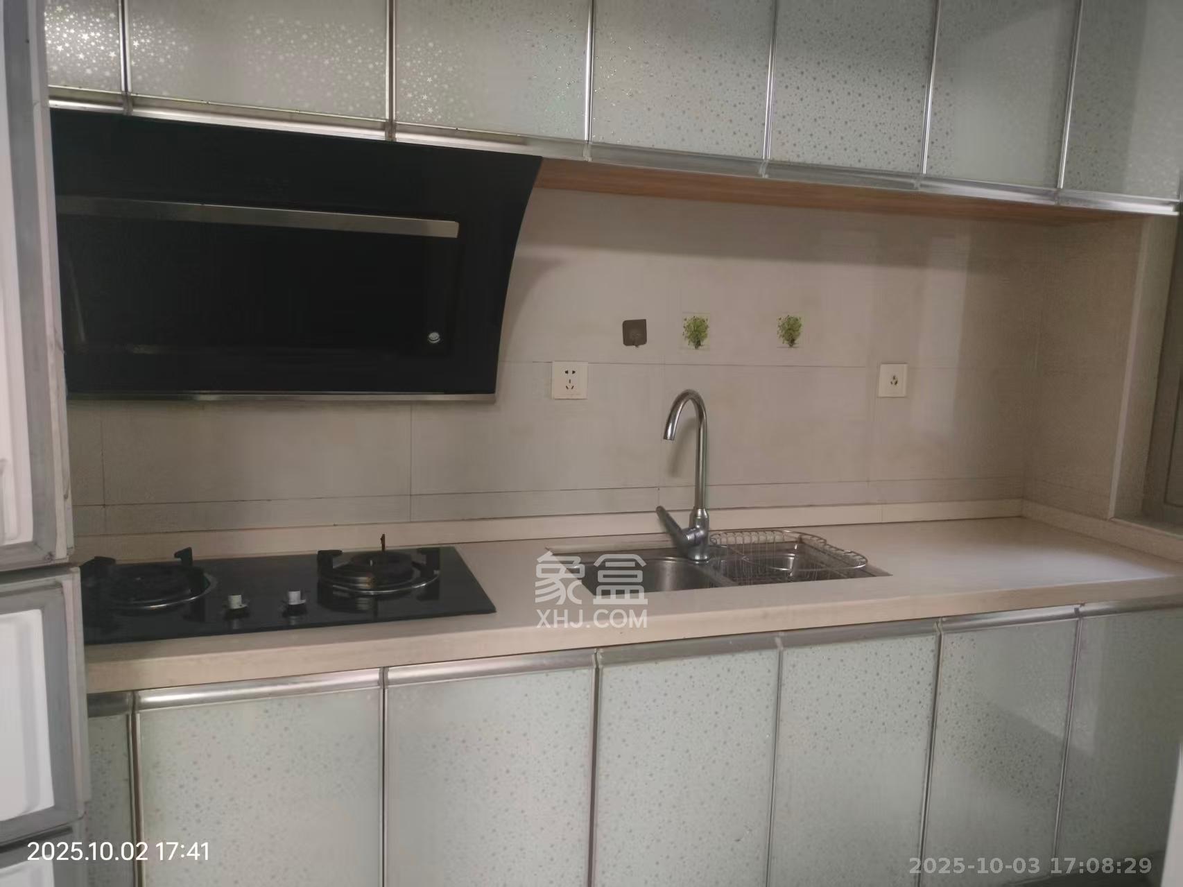 怡海星城 2室2厅1卫 1400.0元/月 怡海星城 2室2厅1卫 1400.0元/月室内图