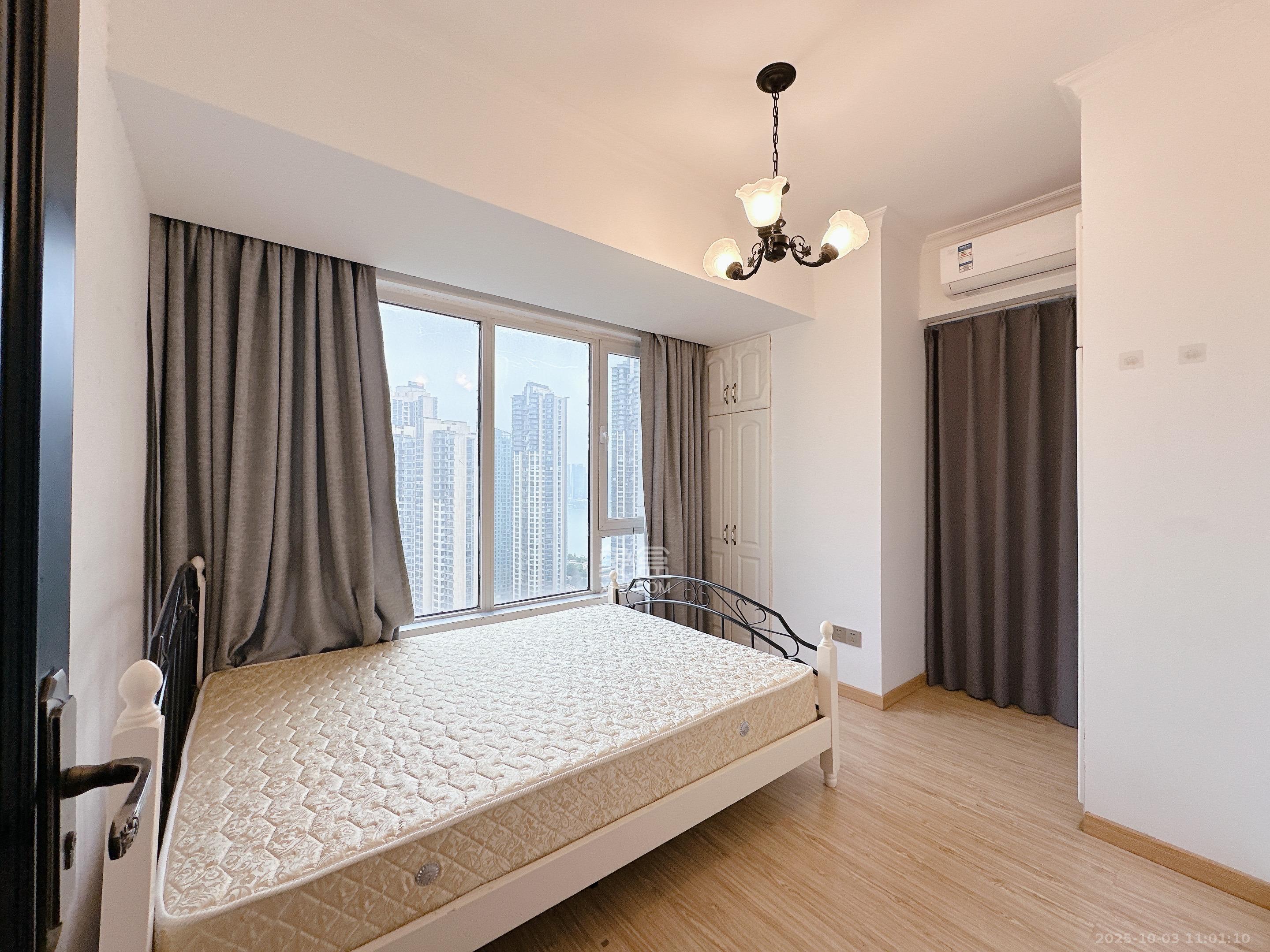 北辰三角洲E3区  2室1厅1卫    2600.0元/月室内图