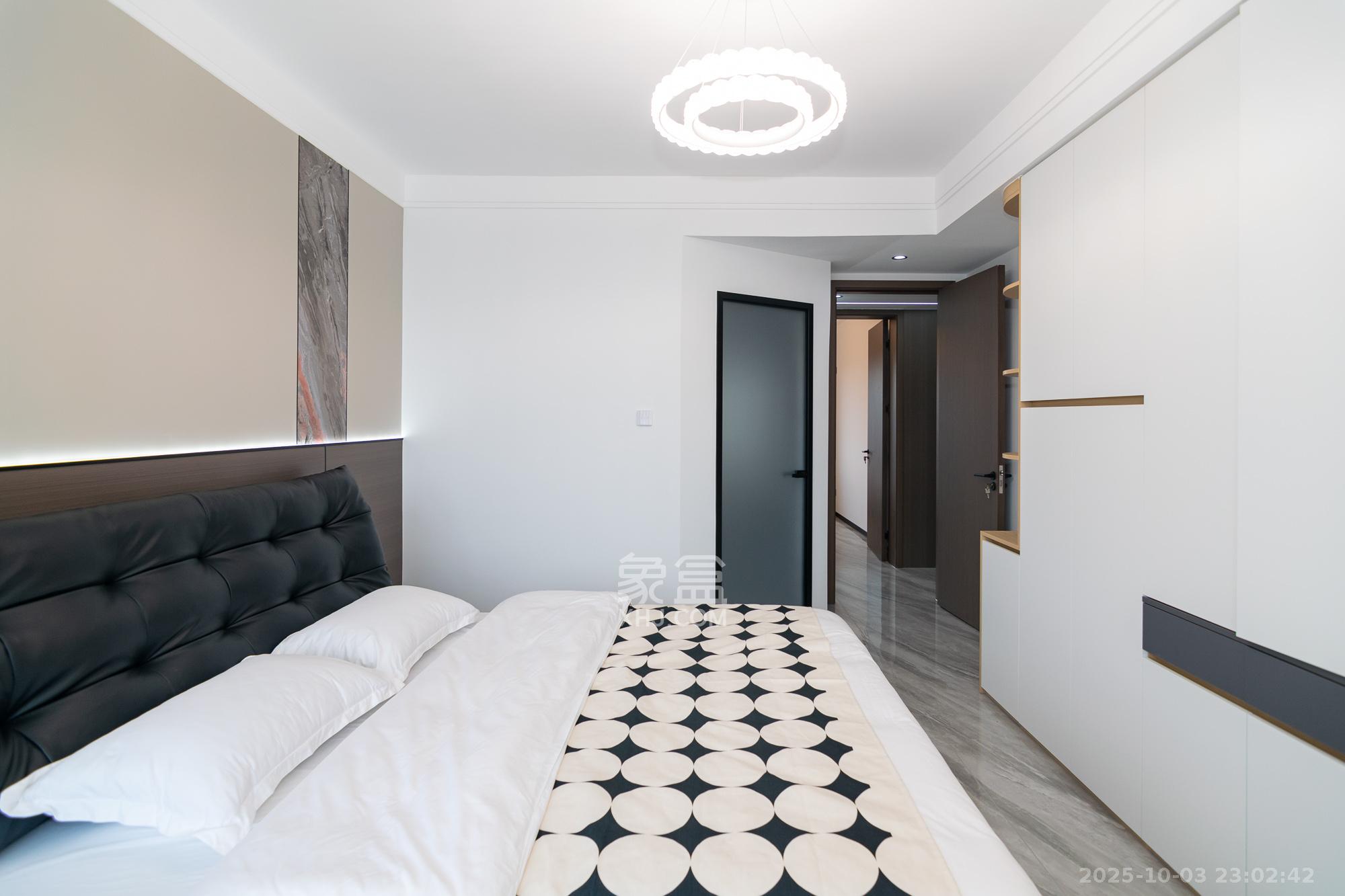 润和美郡（润和紫郡五期）  4室2厅2卫    132.8万卧室