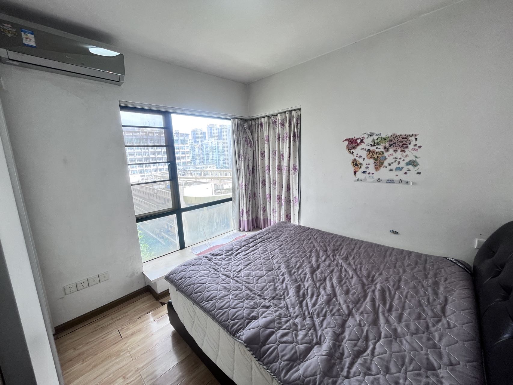 御景峰 2室2厅1卫 2600.0元/月 御景峰 2室2厅1卫 2600.0元/月室内图