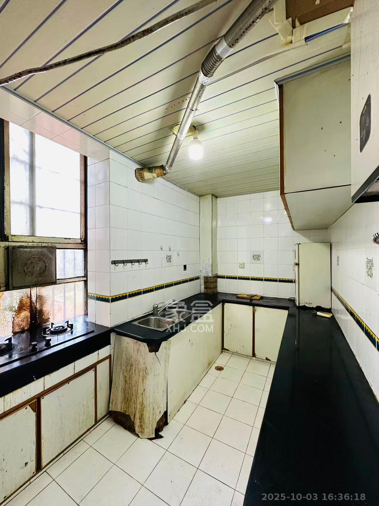 丽都苑 3室2厅1卫 1500.0元/月 丽都苑 3室2厅1卫 1500.0元/月室内图