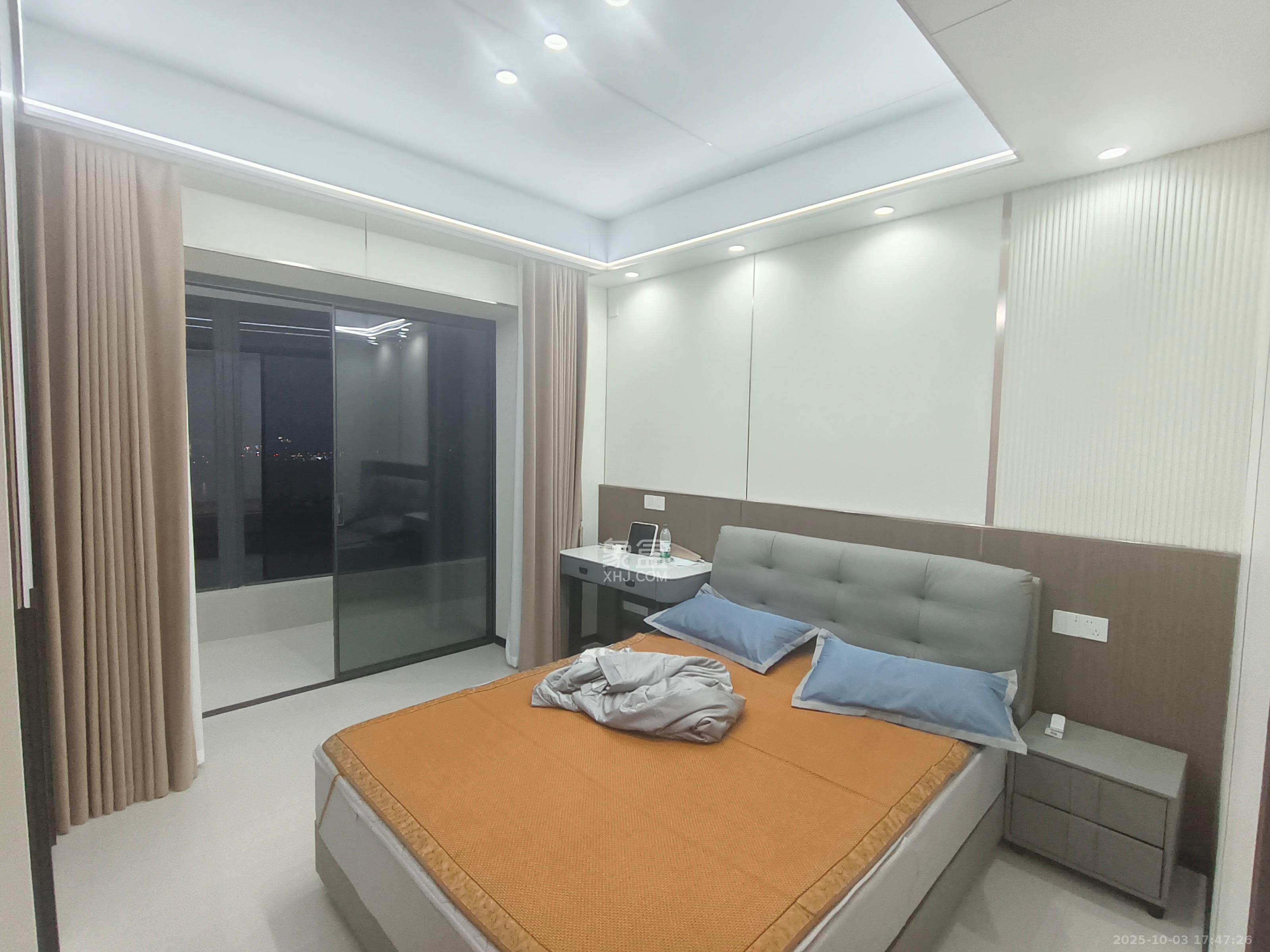 湘江颂 2室2厅2卫 6000.0元/月 湘江颂 2室2厅2卫 6000.0元/月室内图