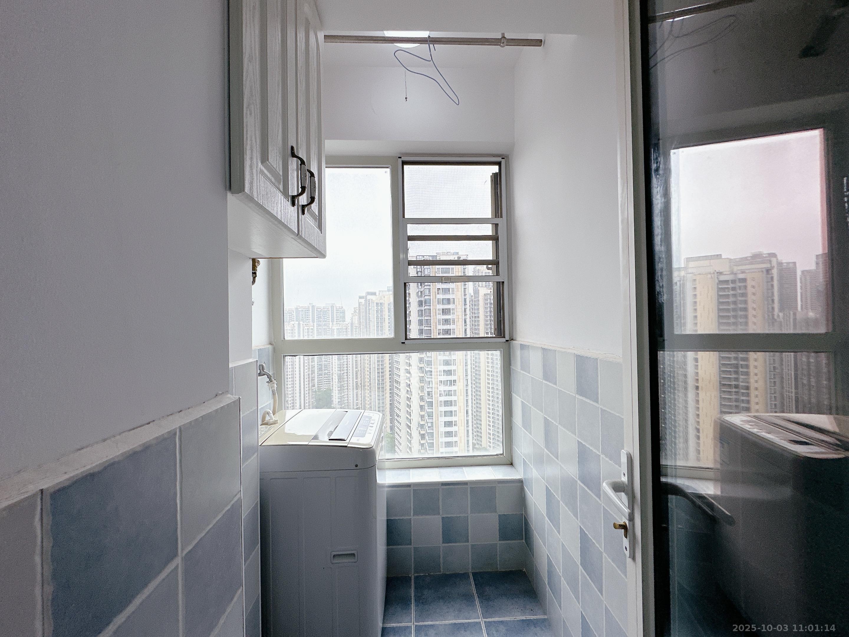 北辰三角洲E3区  2室1厅1卫    2600.0元/月室内图