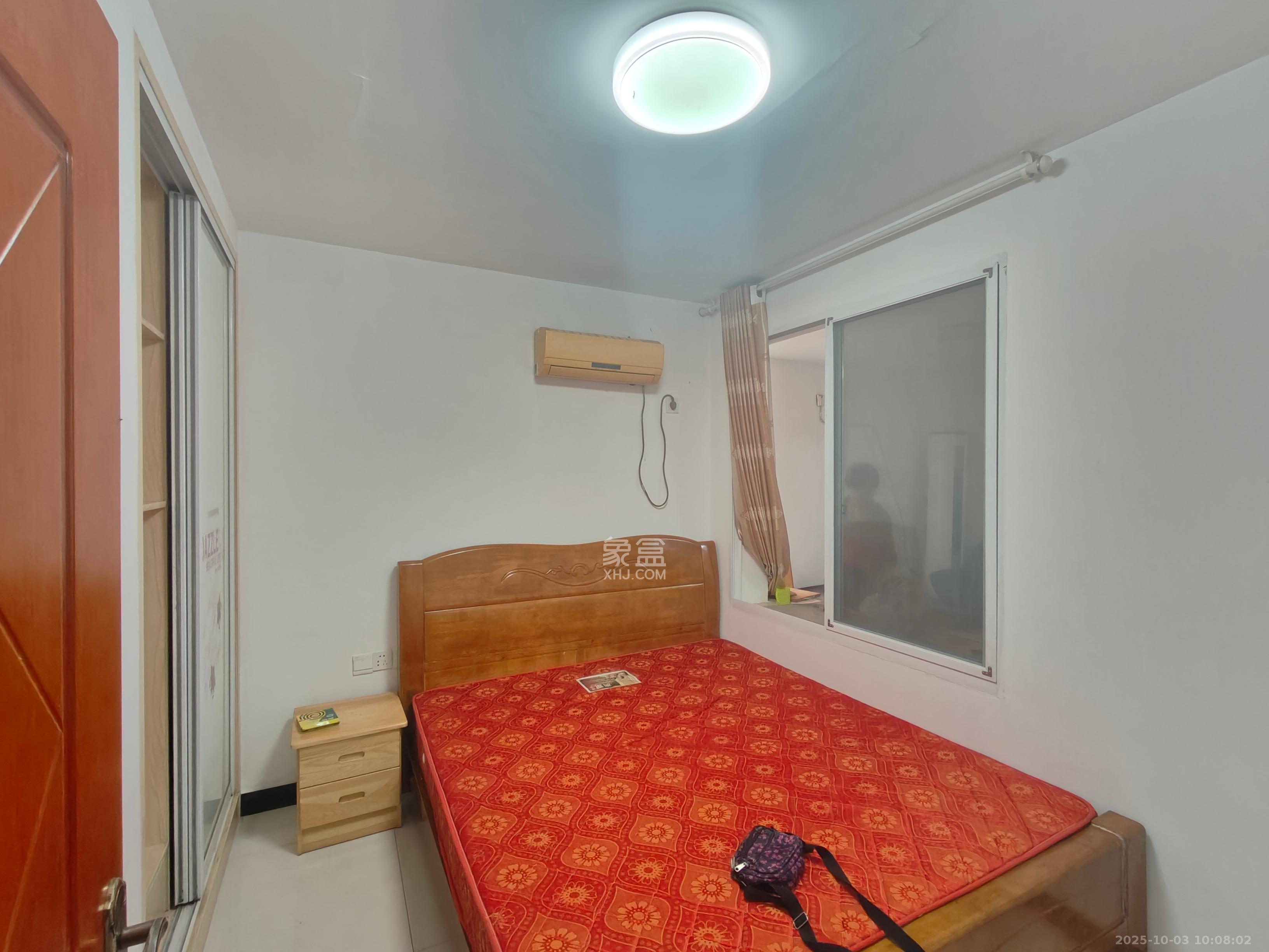 雄海花园 3室2厅1卫 2100.0元/月 雄海花园 3室2厅1卫 2100.0元/月室内图