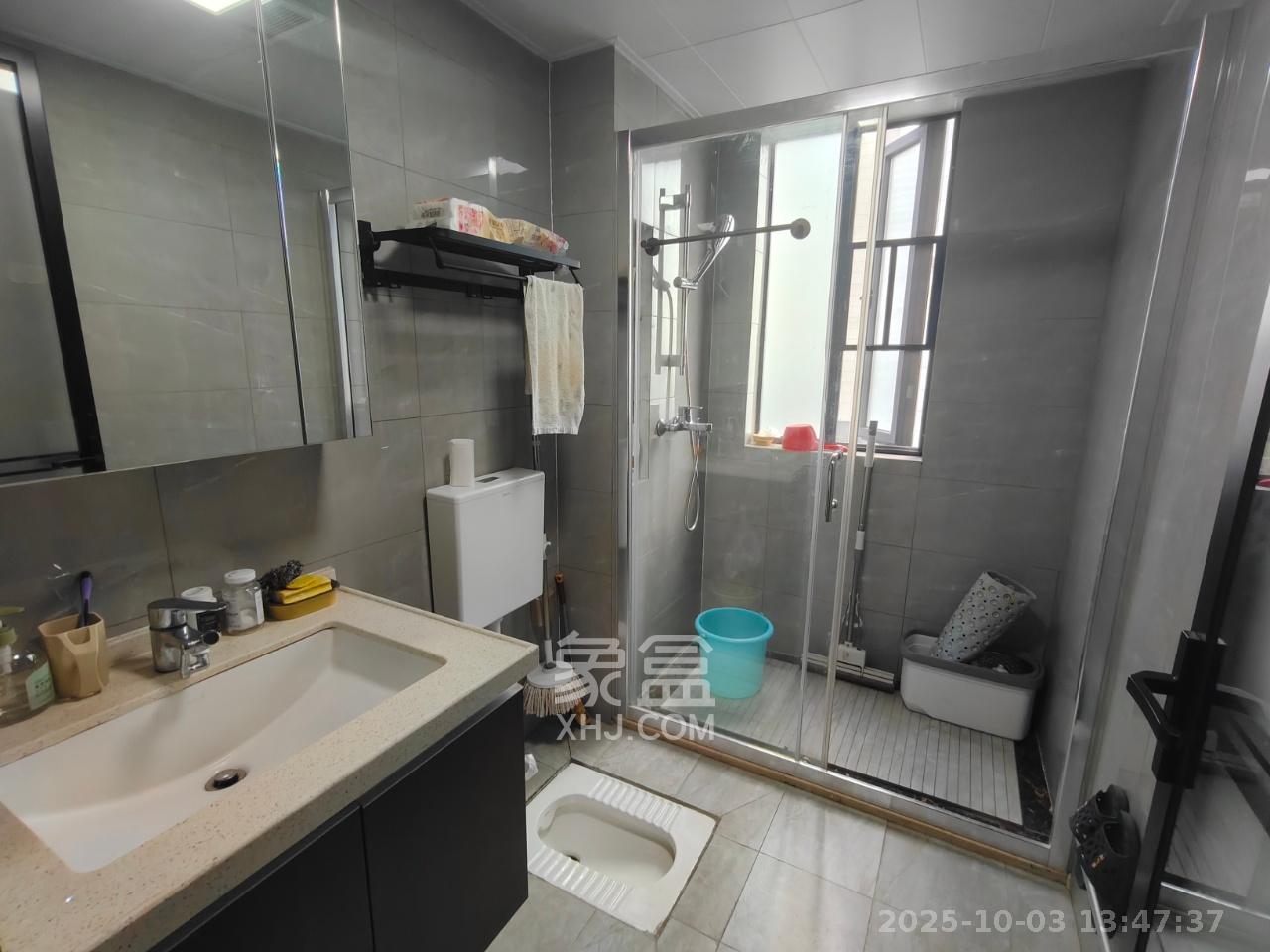 绿地长沙城际空间站(柏仕佳苑) 4室2厅1卫 5000.0元/月 绿地长沙城际空间站(柏仕佳苑) 4室2厅1卫 5000.0元/月室内图