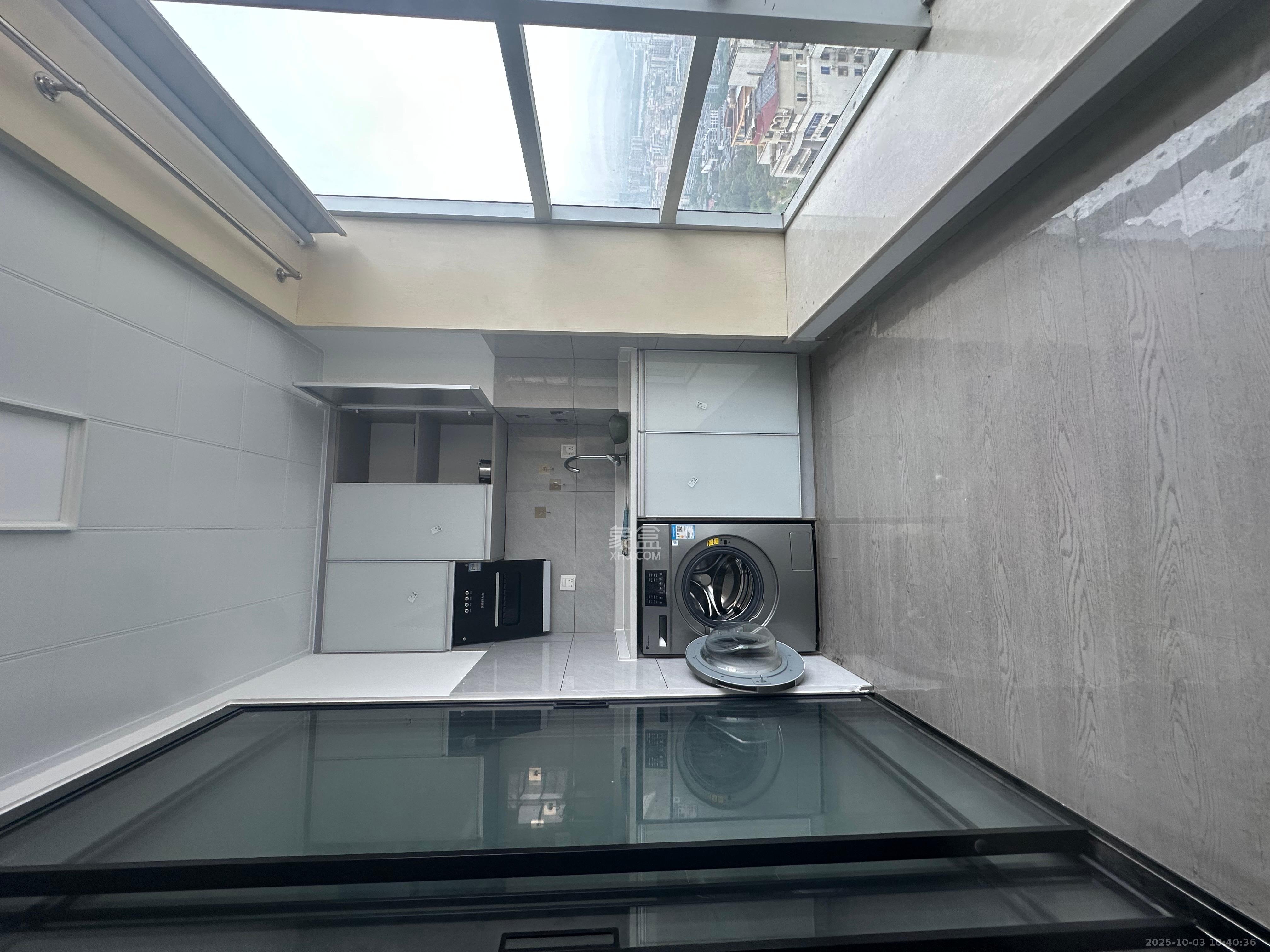 明城国际  1室1厅1卫    2400.0元/月 明城国际  1室1厅1卫    2400.0元/月室内图