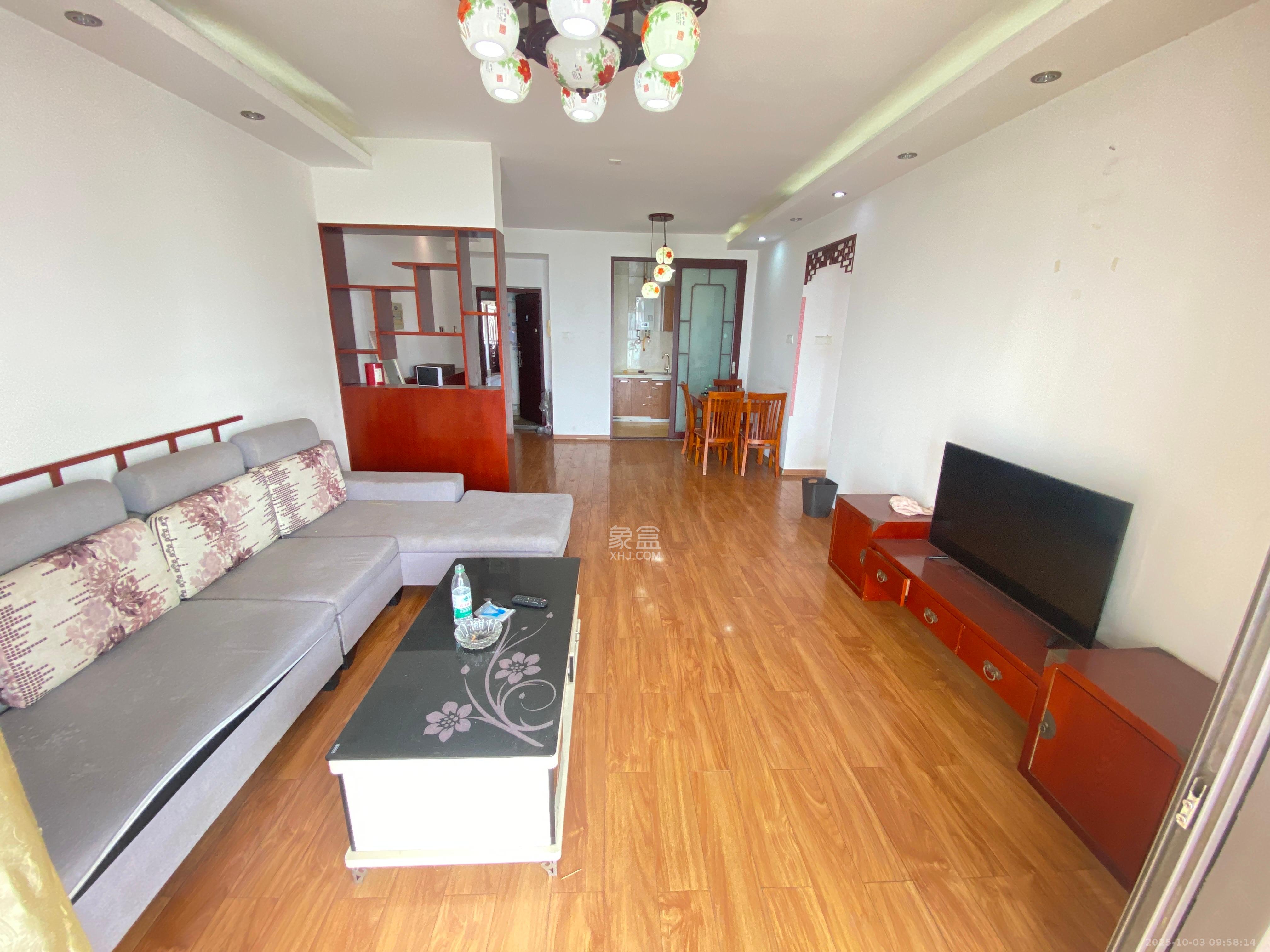 钱隆樽品(一、二、三期) 2室2厅1卫 1800.0元/月 钱隆樽品(一、二、三期) 2室2厅1卫 1800.0元/月室内图