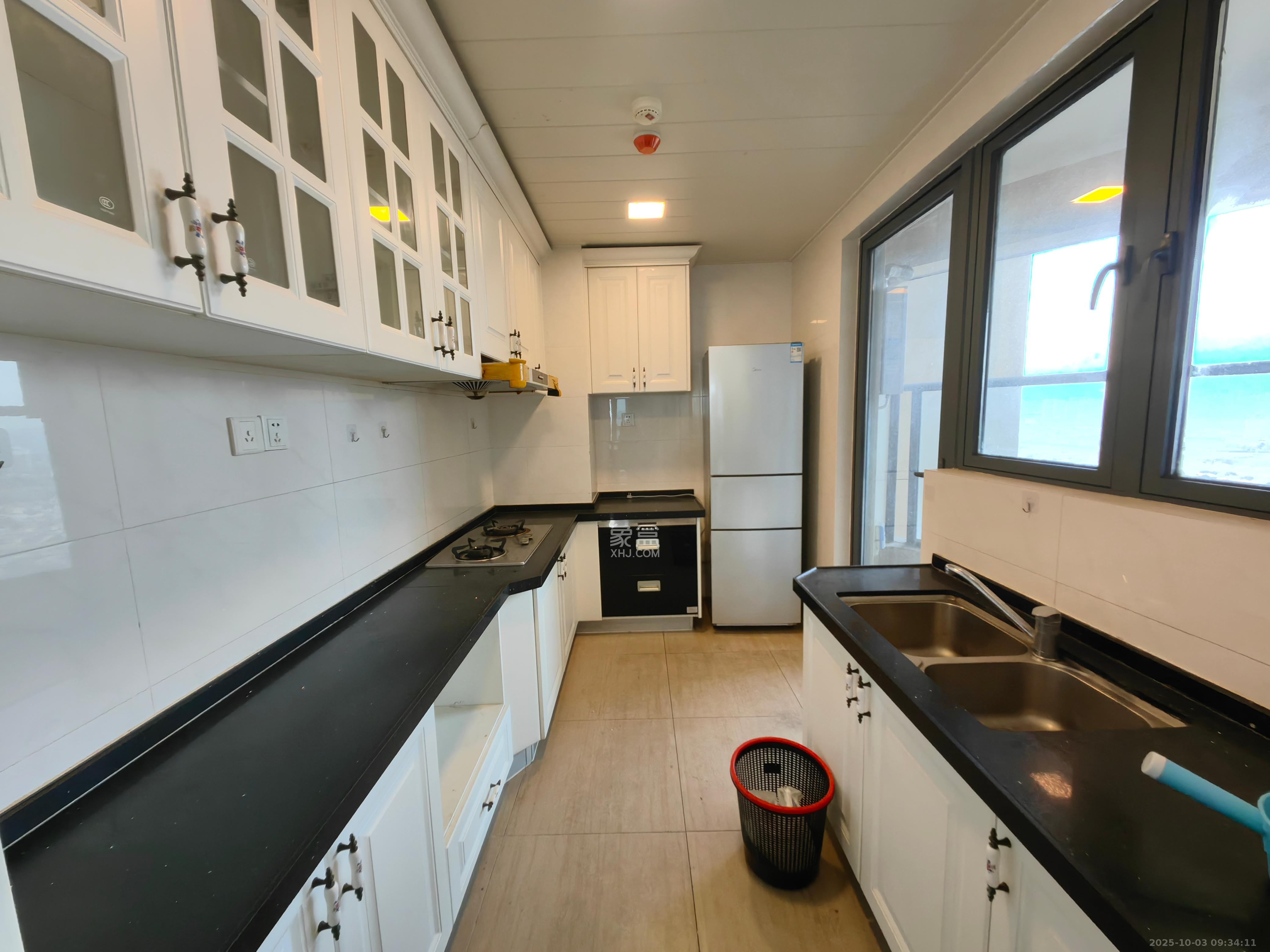 碧桂园威尼斯城 4室2厅2卫 3500.0元/月 碧桂园威尼斯城 4室2厅2卫 3500.0元/月室内图