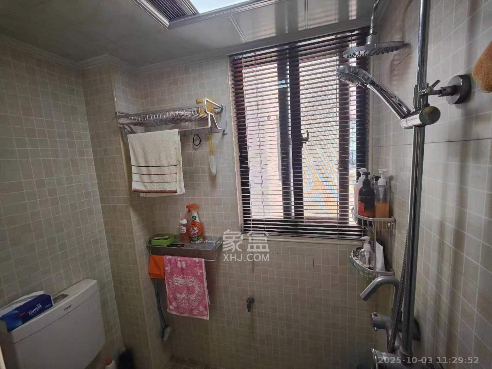 阿普阿布 1室1厅1卫 2100.0元/月 阿普阿布 1室1厅1卫 2100.0元/月室内图