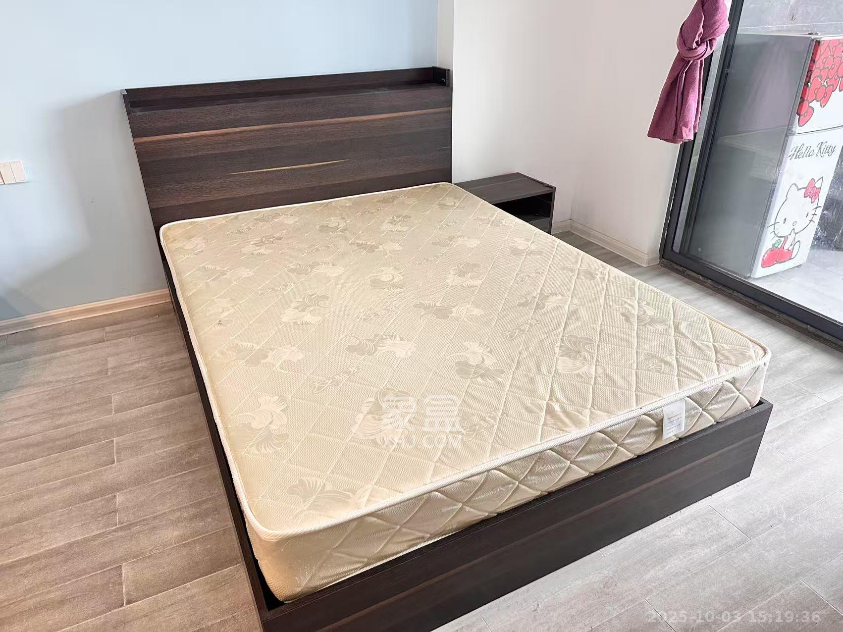 江南华府  1室1厅1卫    1200.0元/月室内图