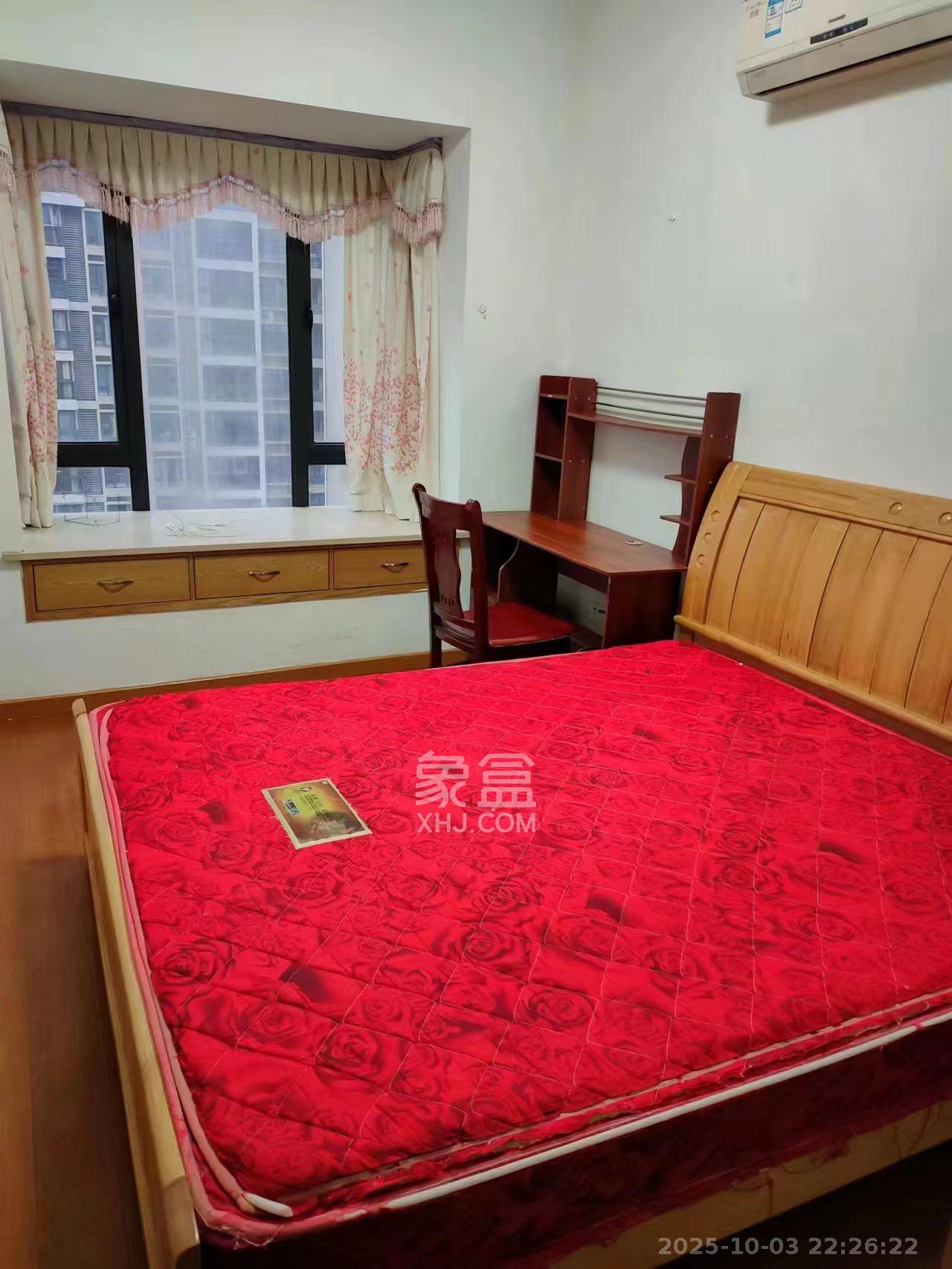 蓝山郡 3室2厅1卫 1800.0元/月 蓝山郡 3室2厅1卫 1800.0元/月室内图