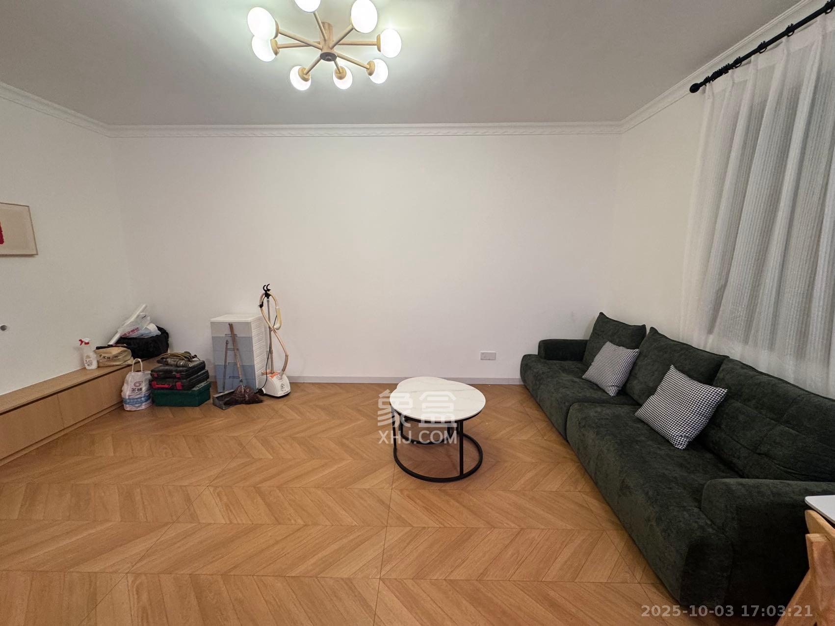 莲湖大厦 3室2厅1卫 2800.0元/月 莲湖大厦 3室2厅1卫 2800.0元/月室内图