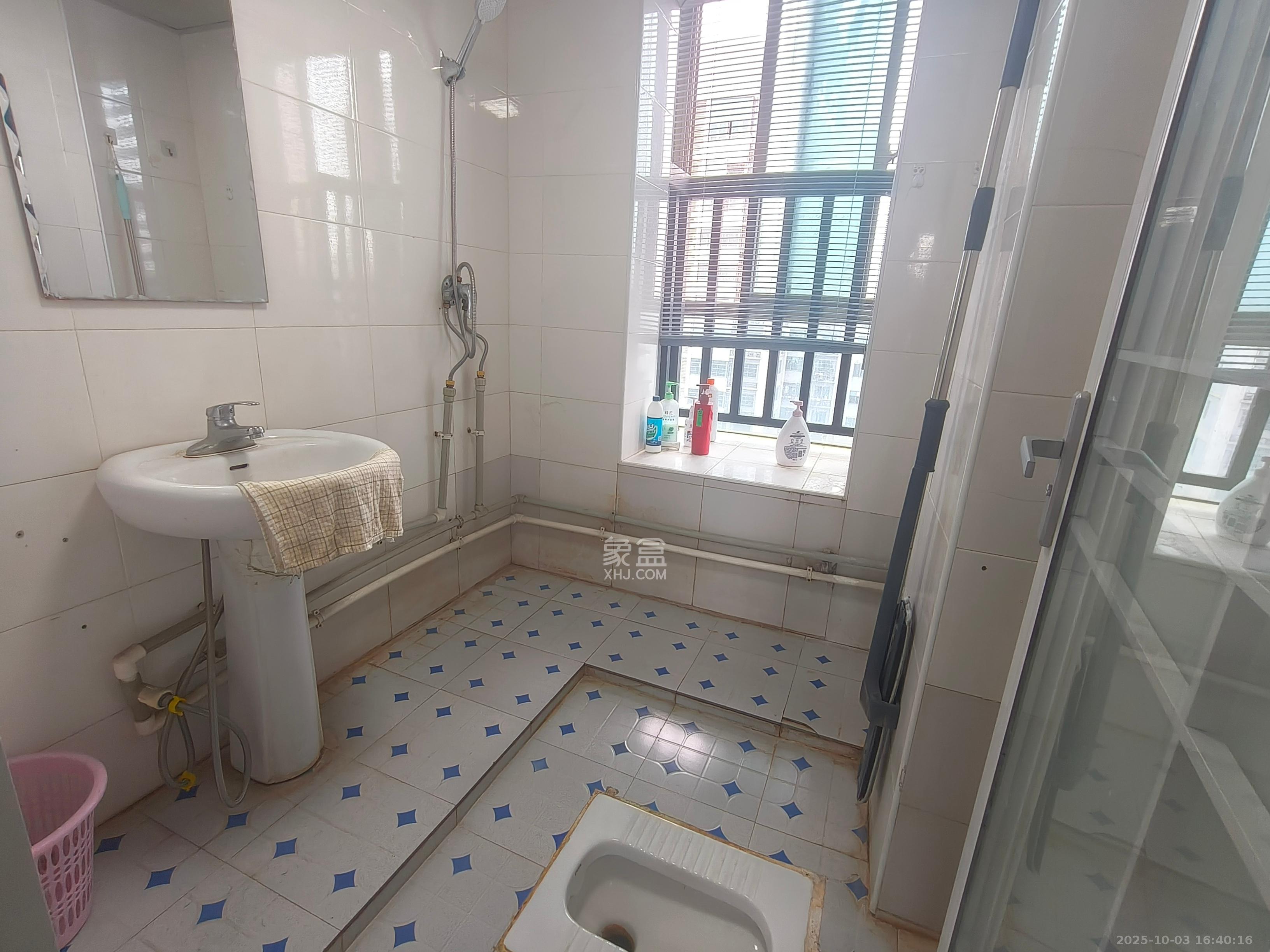 香颂国际  2室2厅1卫    2100.0元/月 香颂国际  2室2厅1卫    2100.0元/月室内图