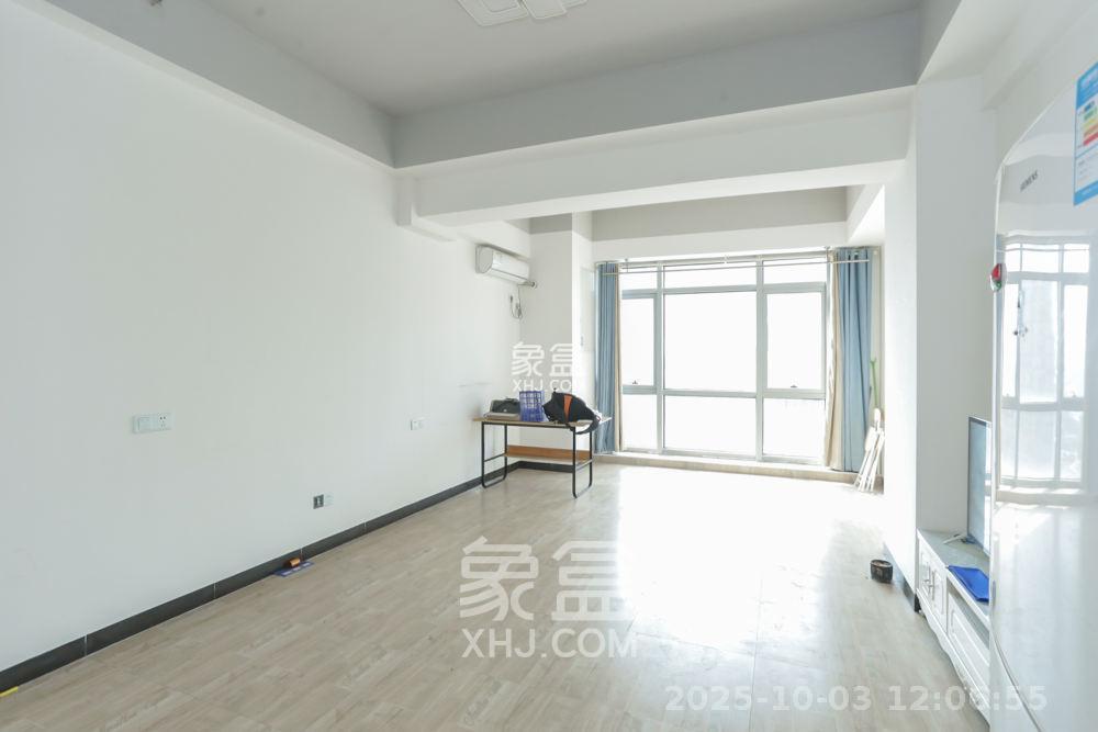 奥克斯缔壹城  1室1厅1卫   1300.00元/月室内图