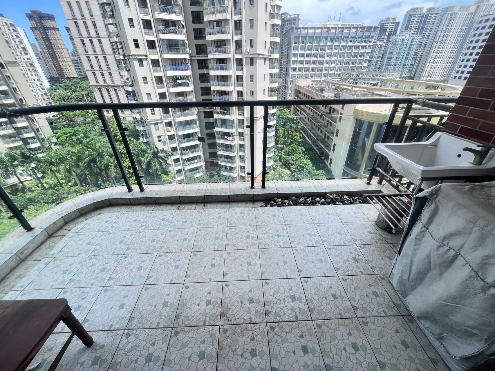 御景峰 2室2厅1卫 2600.0元/月 御景峰 2室2厅1卫 2600.0元/月室内图