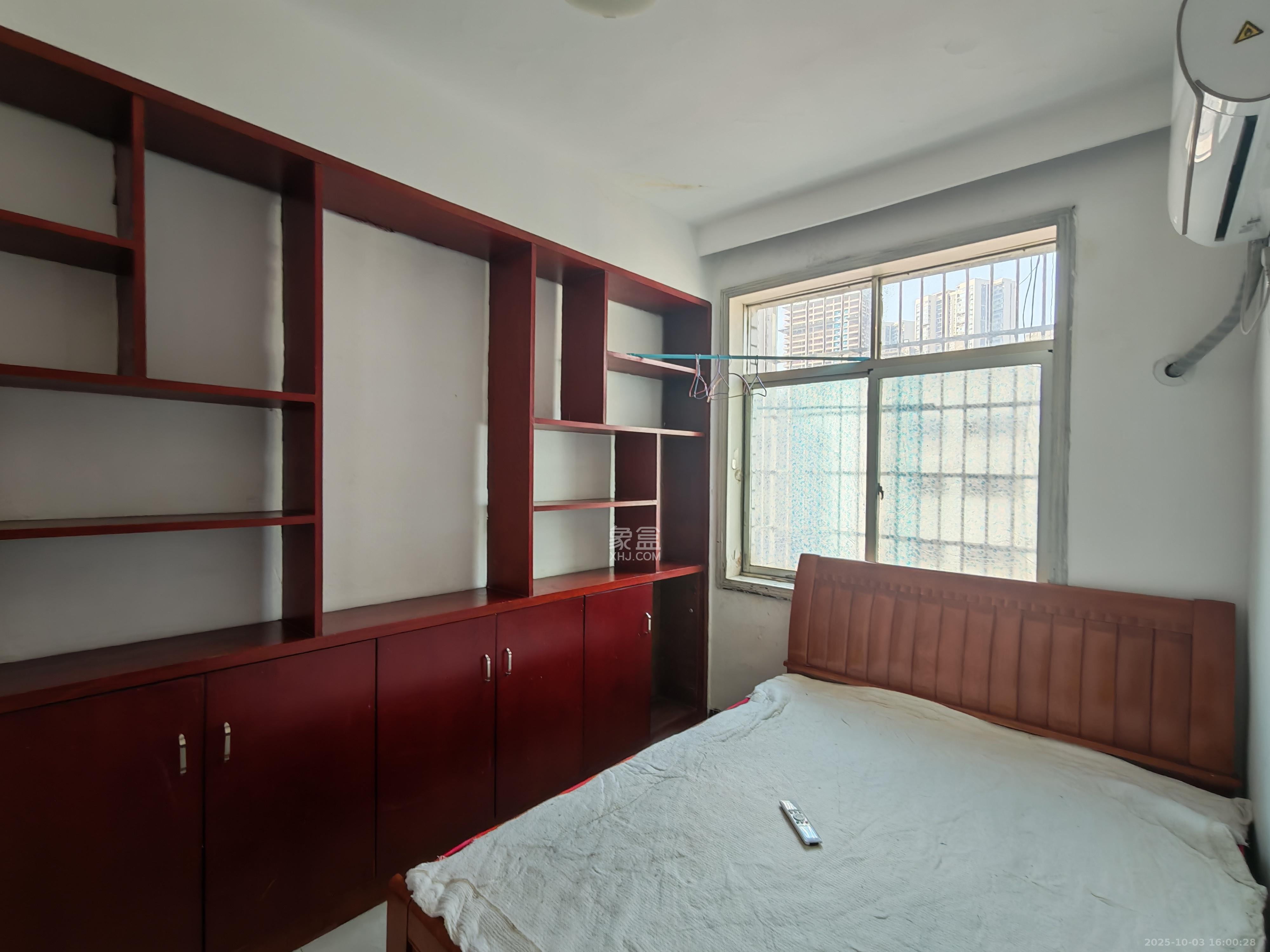 红星大市场 3室2厅1卫 1500.0元/月 红星大市场 3室2厅1卫 1500.0元/月室内图