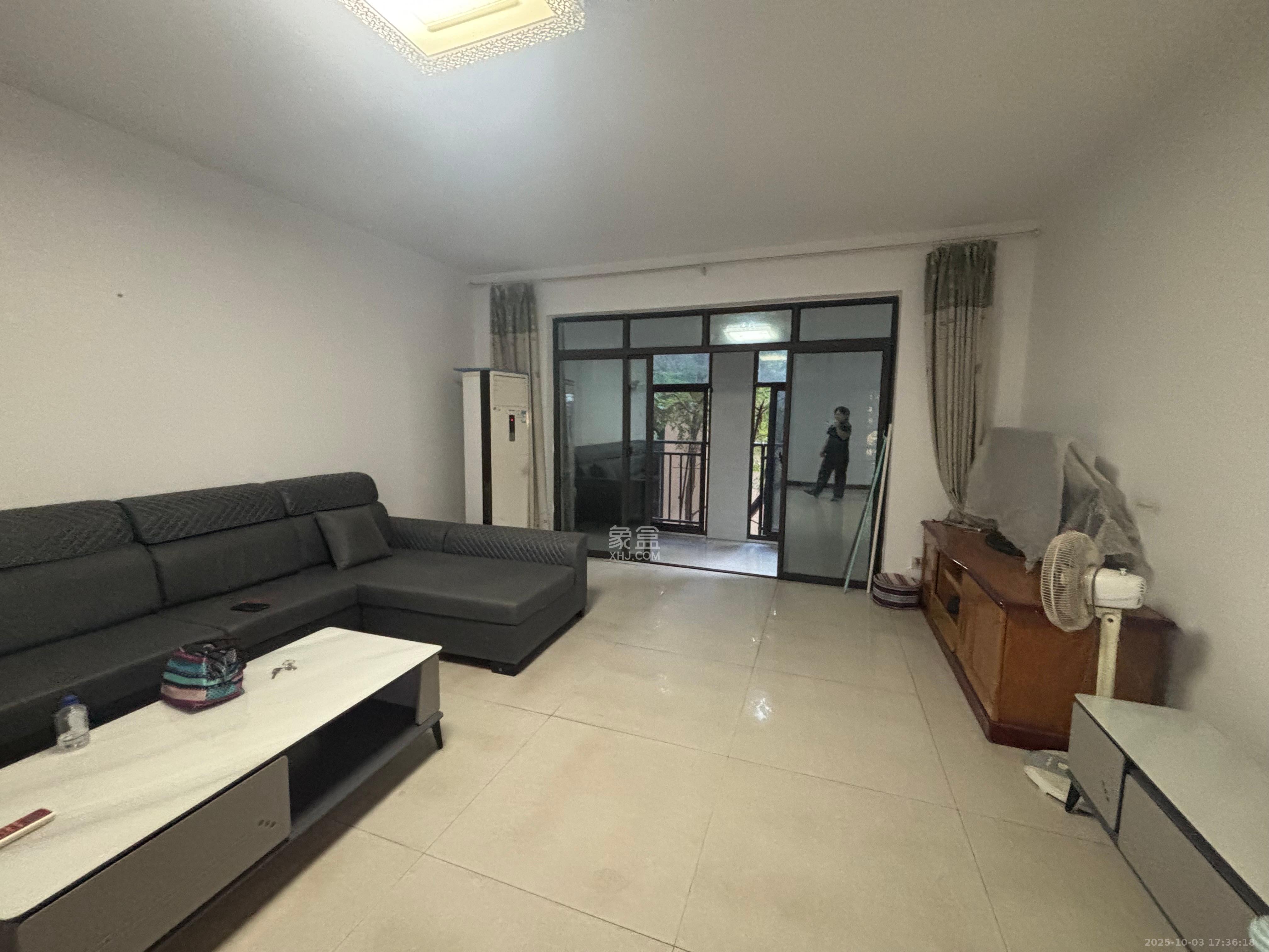 东岸梅园小区 4室2厅2卫 3000.0元/月 东岸梅园小区 4室2厅2卫 3000.0元/月室内图