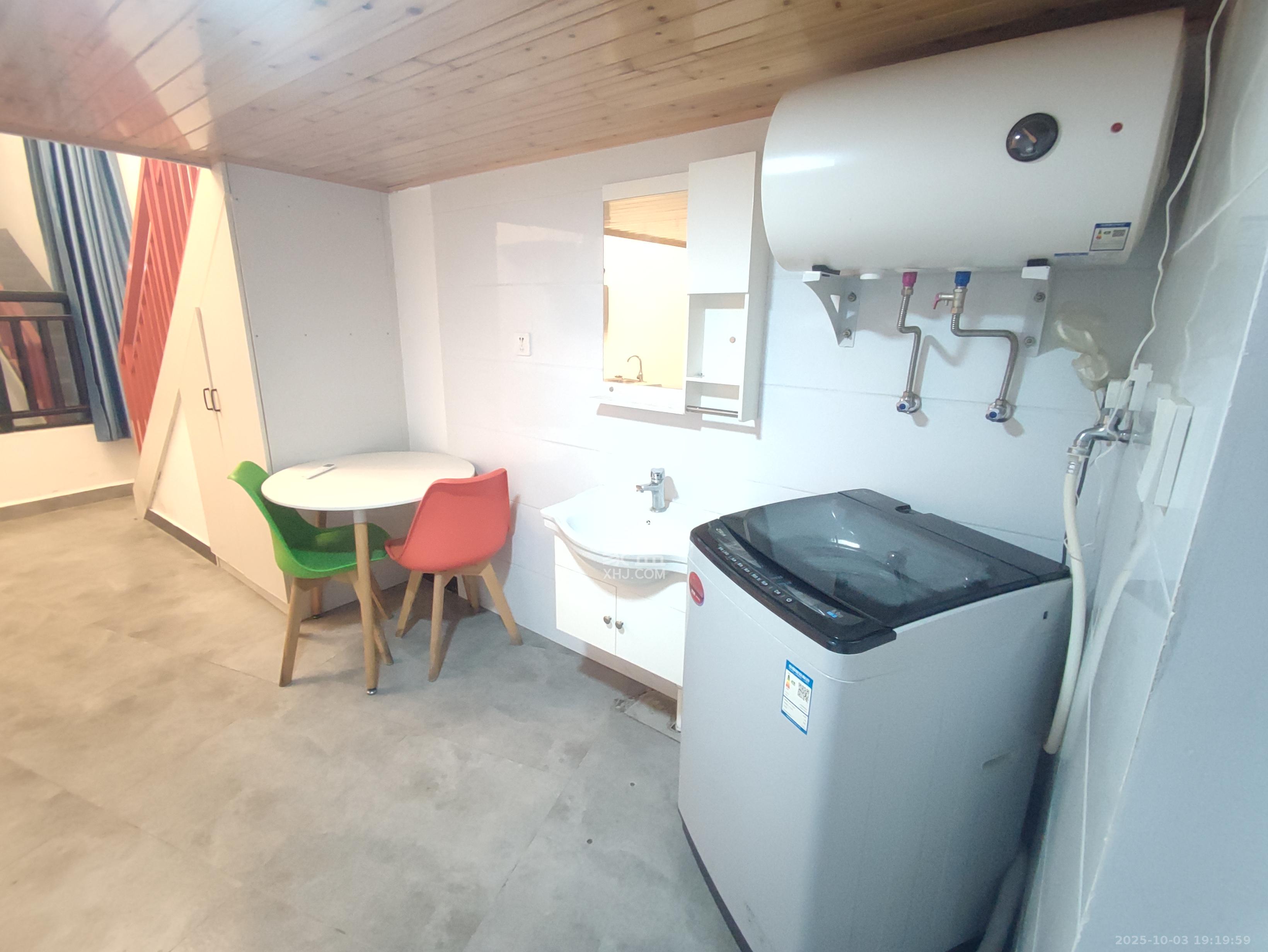 湖韵佳苑  1室1厅1卫    1500.0元/月室内图