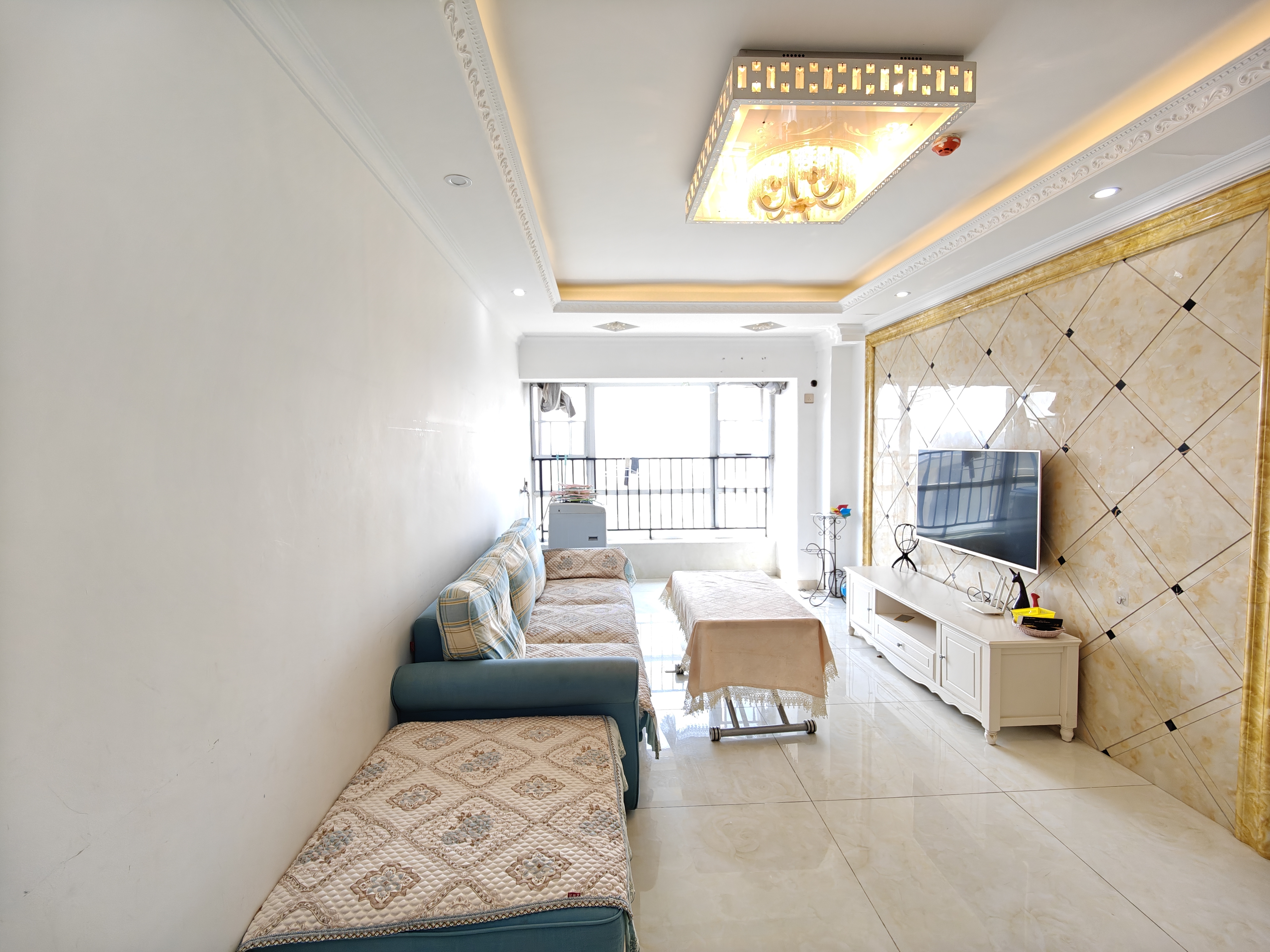 美的城三期 2室2厅1卫 1600.0元/月 美的城三期 2室2厅1卫 1600.0元/月户型图