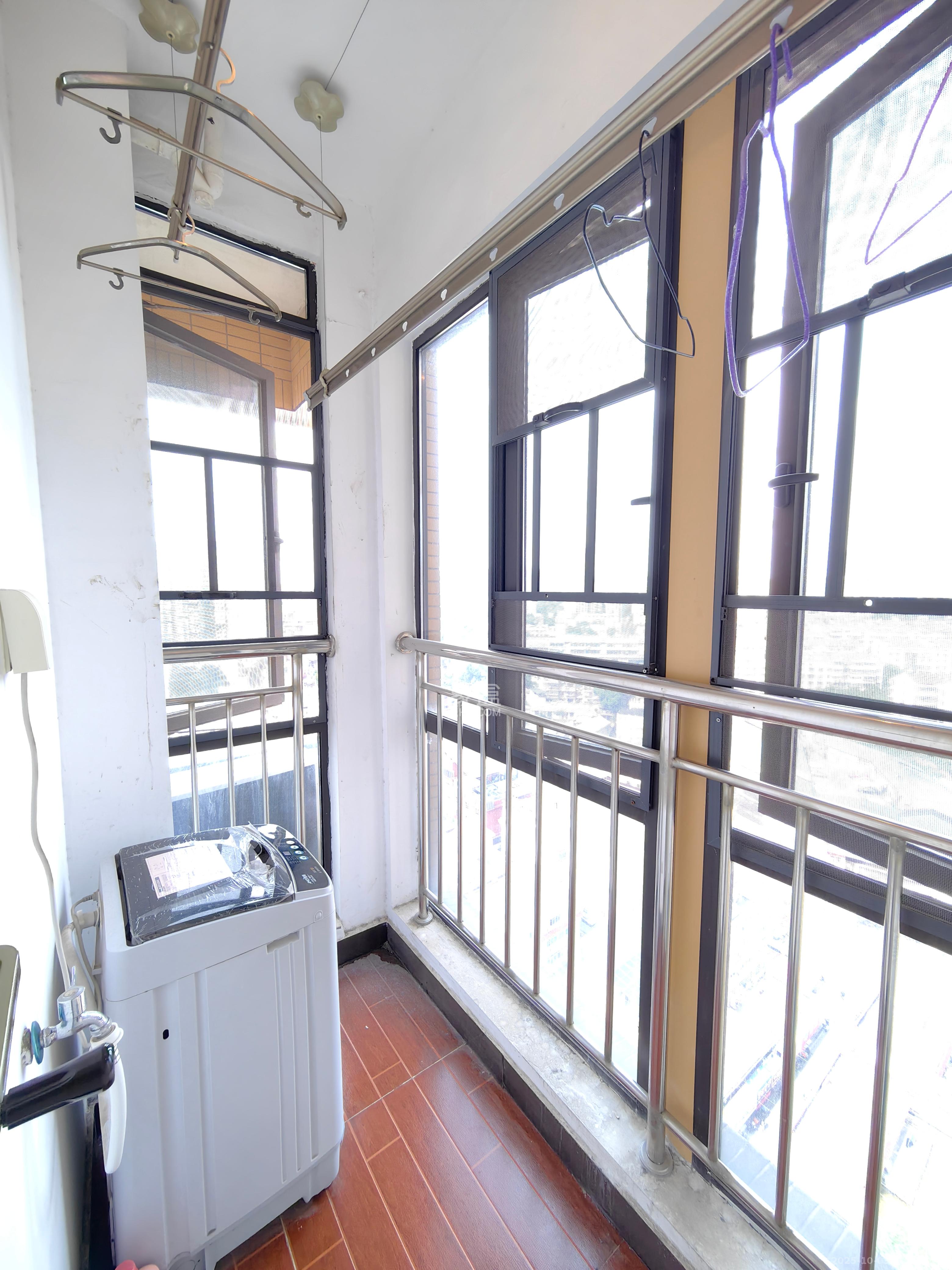 正旺国际铭城(正旺U公馆) 1室1厅1卫 1800.0元/月 正旺国际铭城(正旺U公馆) 1室1厅1卫 1800.0元/月室内图