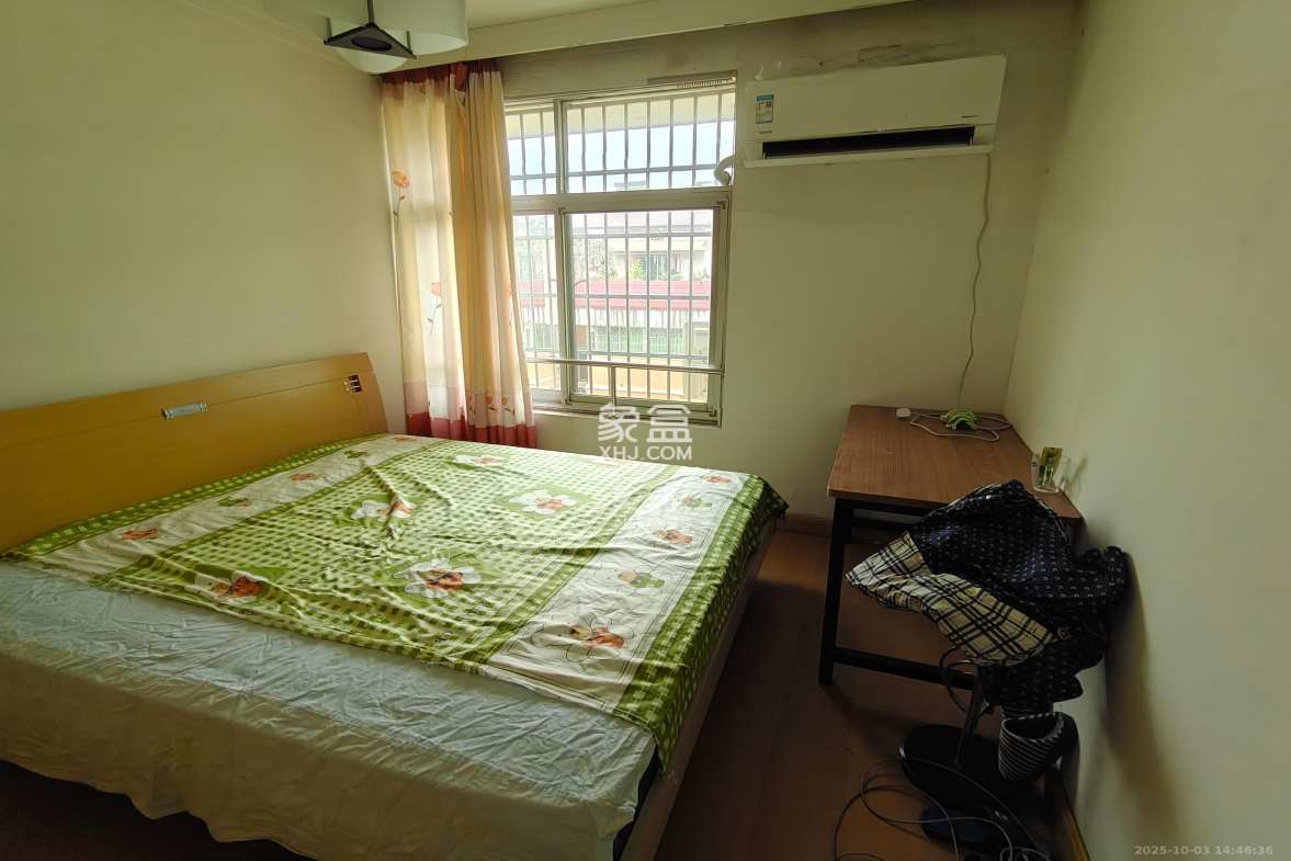 咸嘉新村嘉文苑  4室2厅2卫    2600.0元/月 咸嘉新村嘉文苑  4室2厅2卫    2600.0元/月室内图