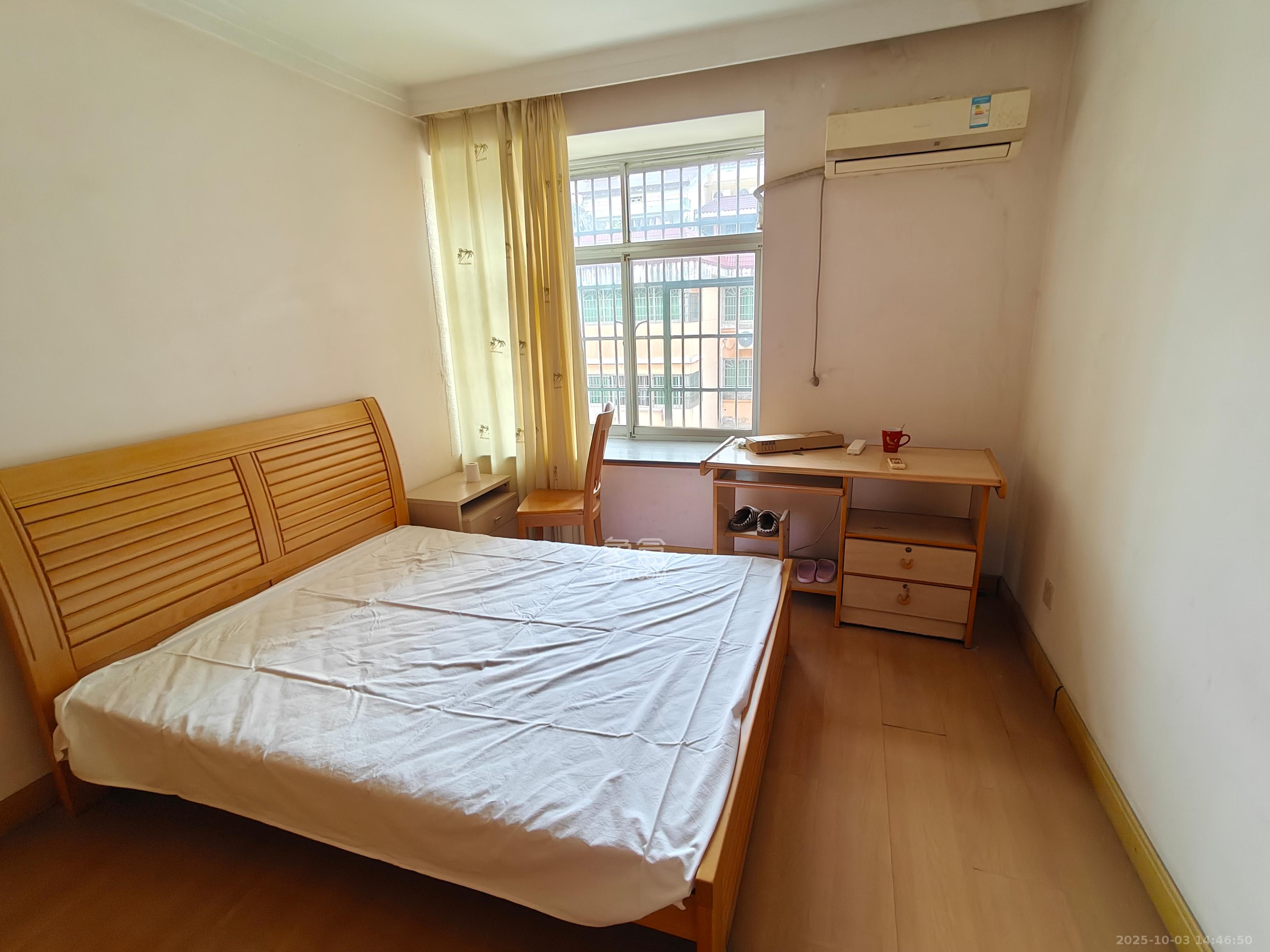 咸嘉新村嘉文苑  4室2厅2卫    2600.0元/月 咸嘉新村嘉文苑  4室2厅2卫    2600.0元/月室内图