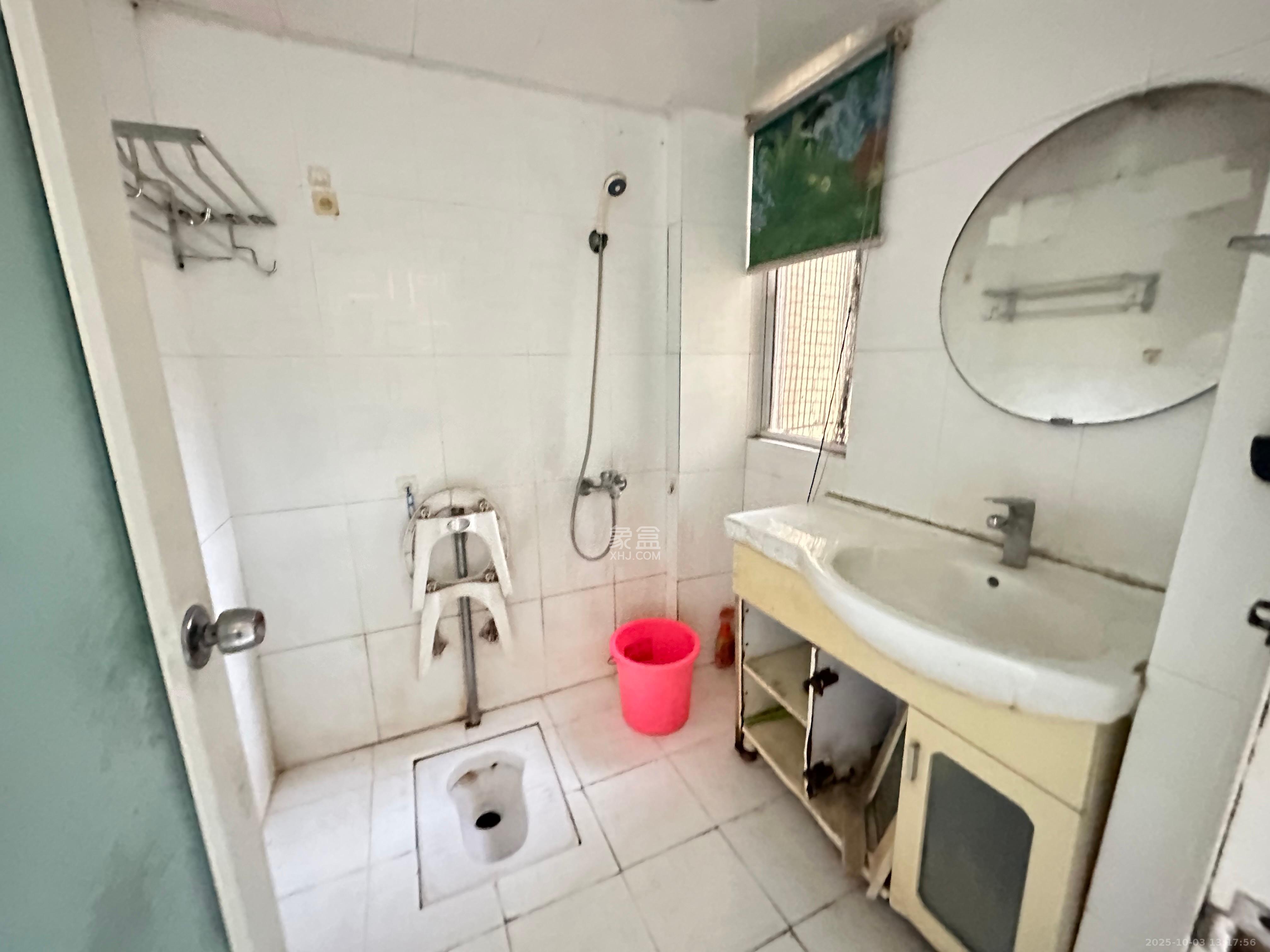 鄱阳小区  3室2厅1卫    1600.0元/月室内图