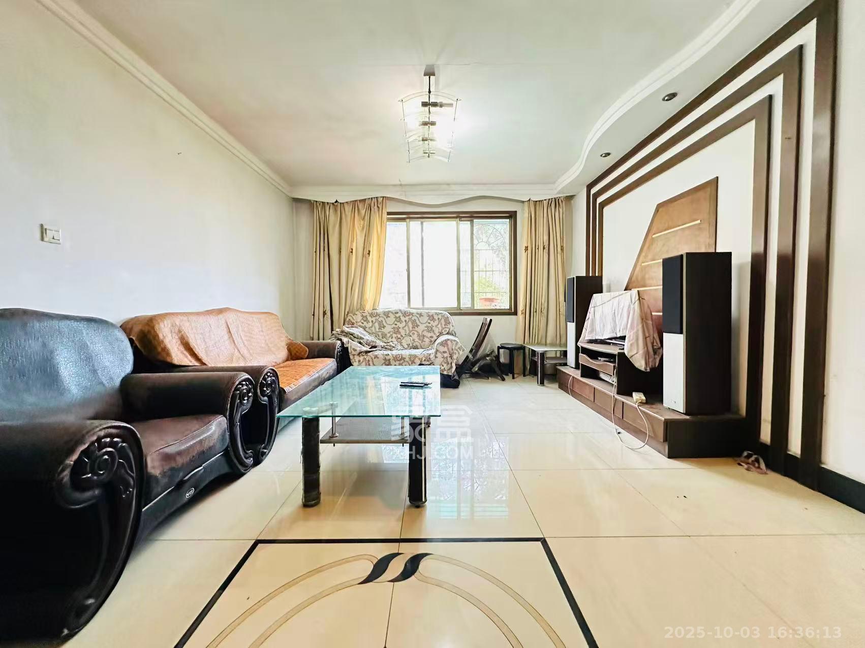 丽都苑 3室2厅1卫 1500.0元/月 丽都苑 3室2厅1卫 1500.0元/月室内图