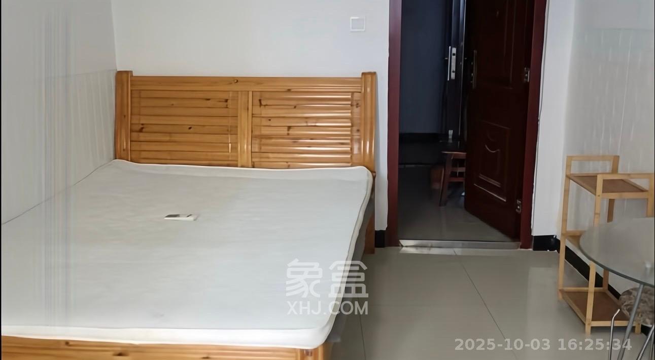 湖韵佳苑  1室1厅1卫    1000.0元/月室内图