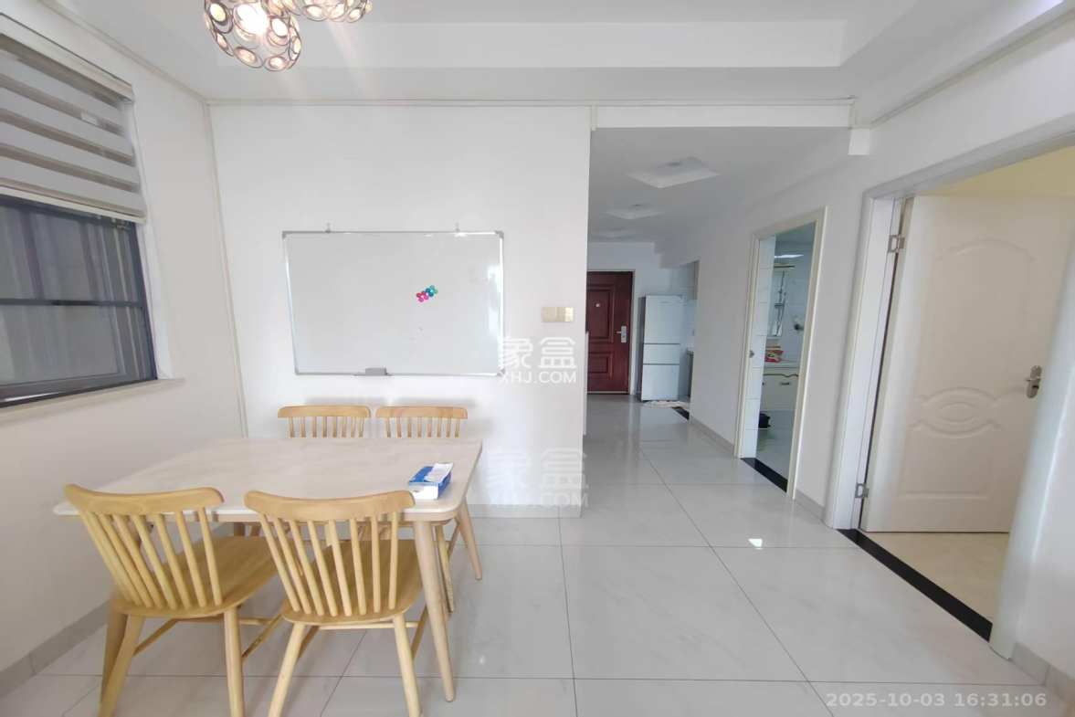 流金岁月-华晨国际 3室1厅1卫 2400.0元/月 流金岁月-华晨国际 3室1厅1卫 2400.0元/月室内图