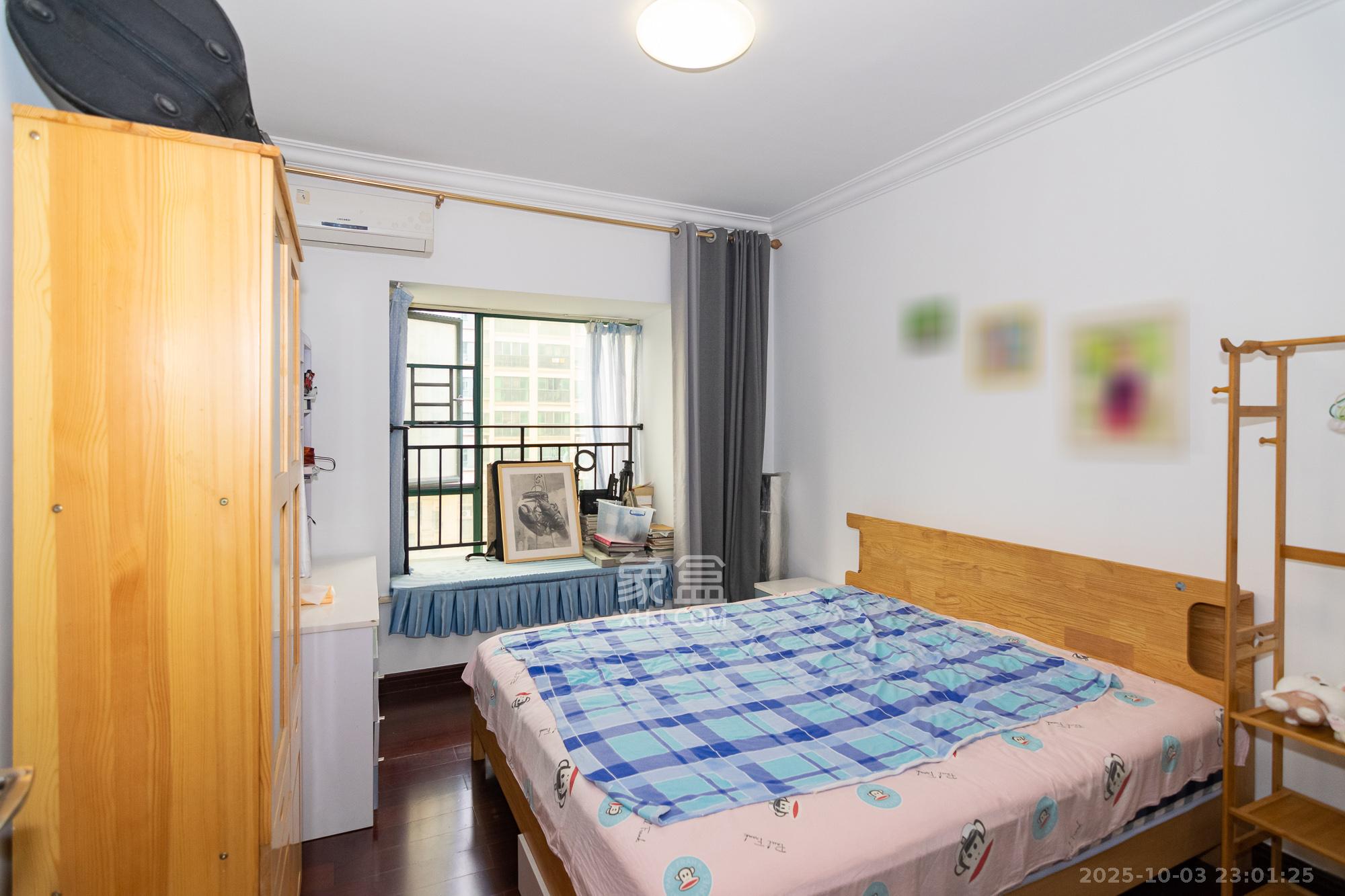 富基世纪公园 3室2厅1卫 58.8万 富基世纪公园 3室2厅1卫 58.8万卧室