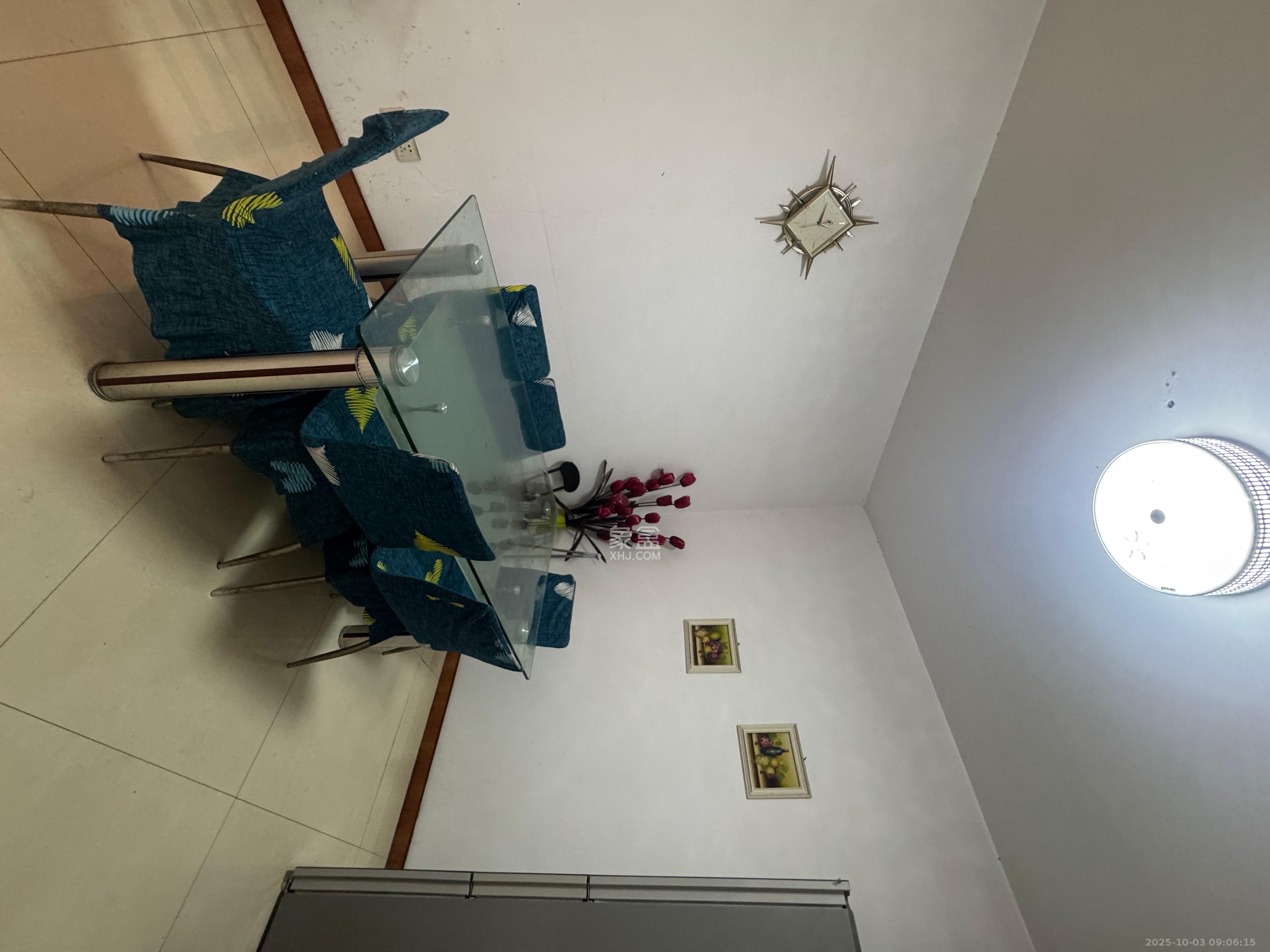 枫林美景  3室2厅2卫   2500.00元/月室内图