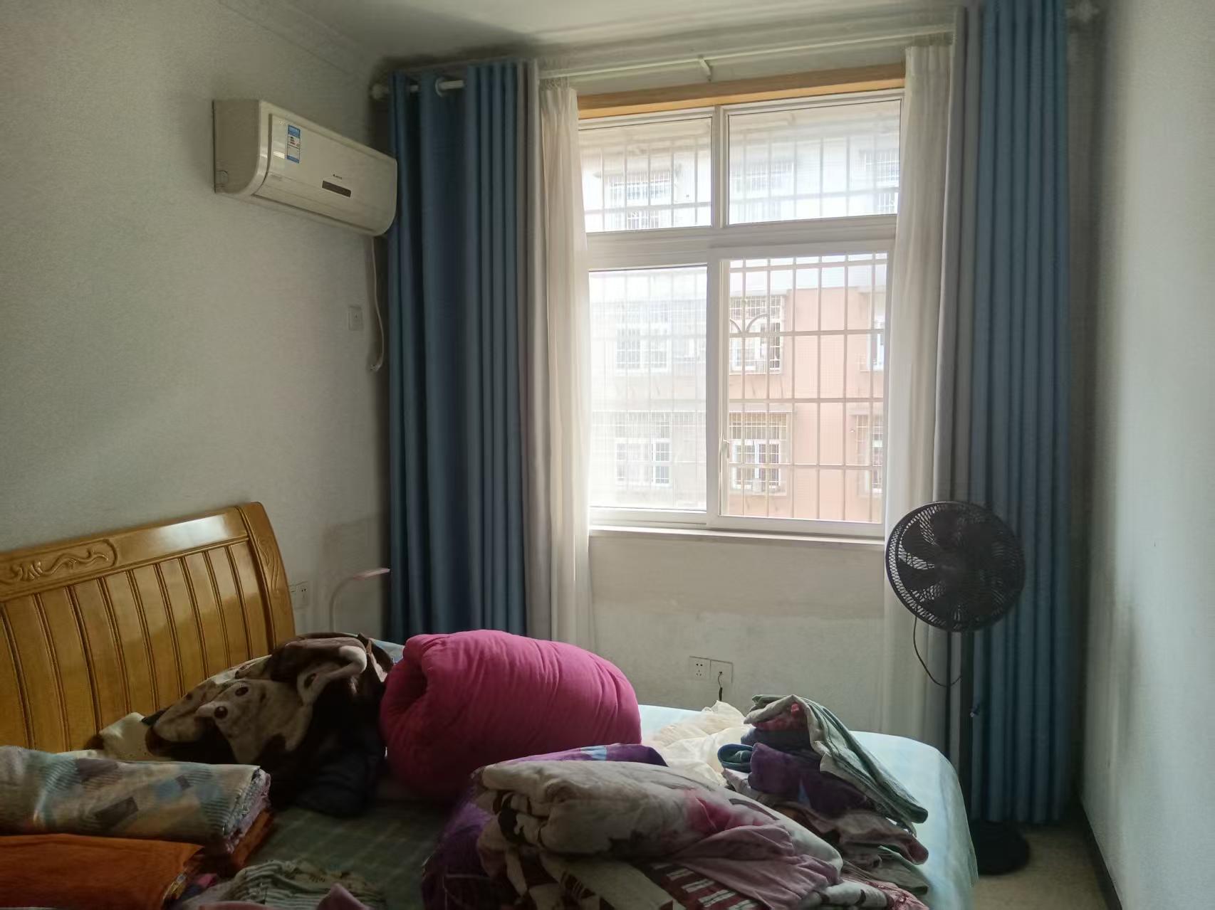 梓瑞小区  3室2厅1卫    45.8万 梓瑞小区  3室2厅1卫    45.8万室内图