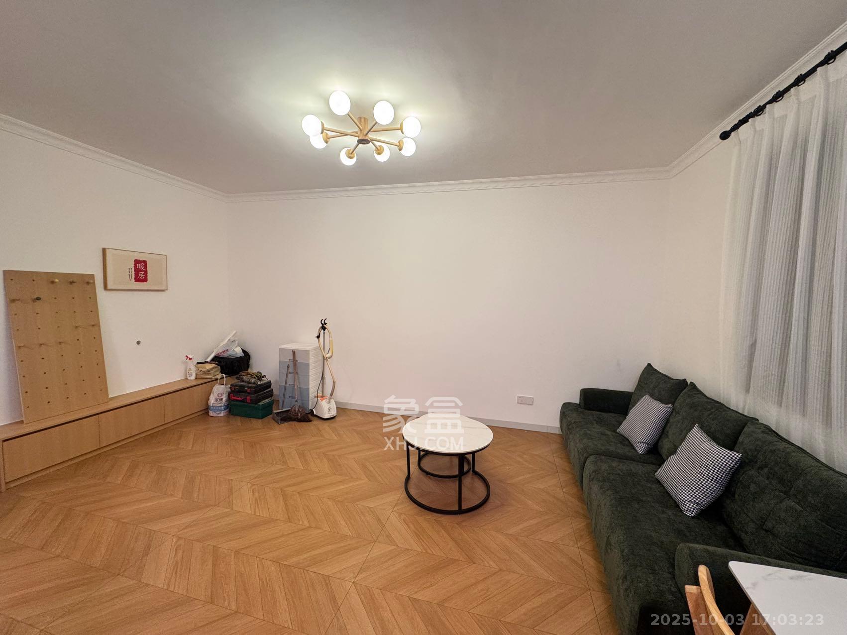 莲湖大厦 3室2厅1卫 2800.0元/月 莲湖大厦 3室2厅1卫 2800.0元/月室内图