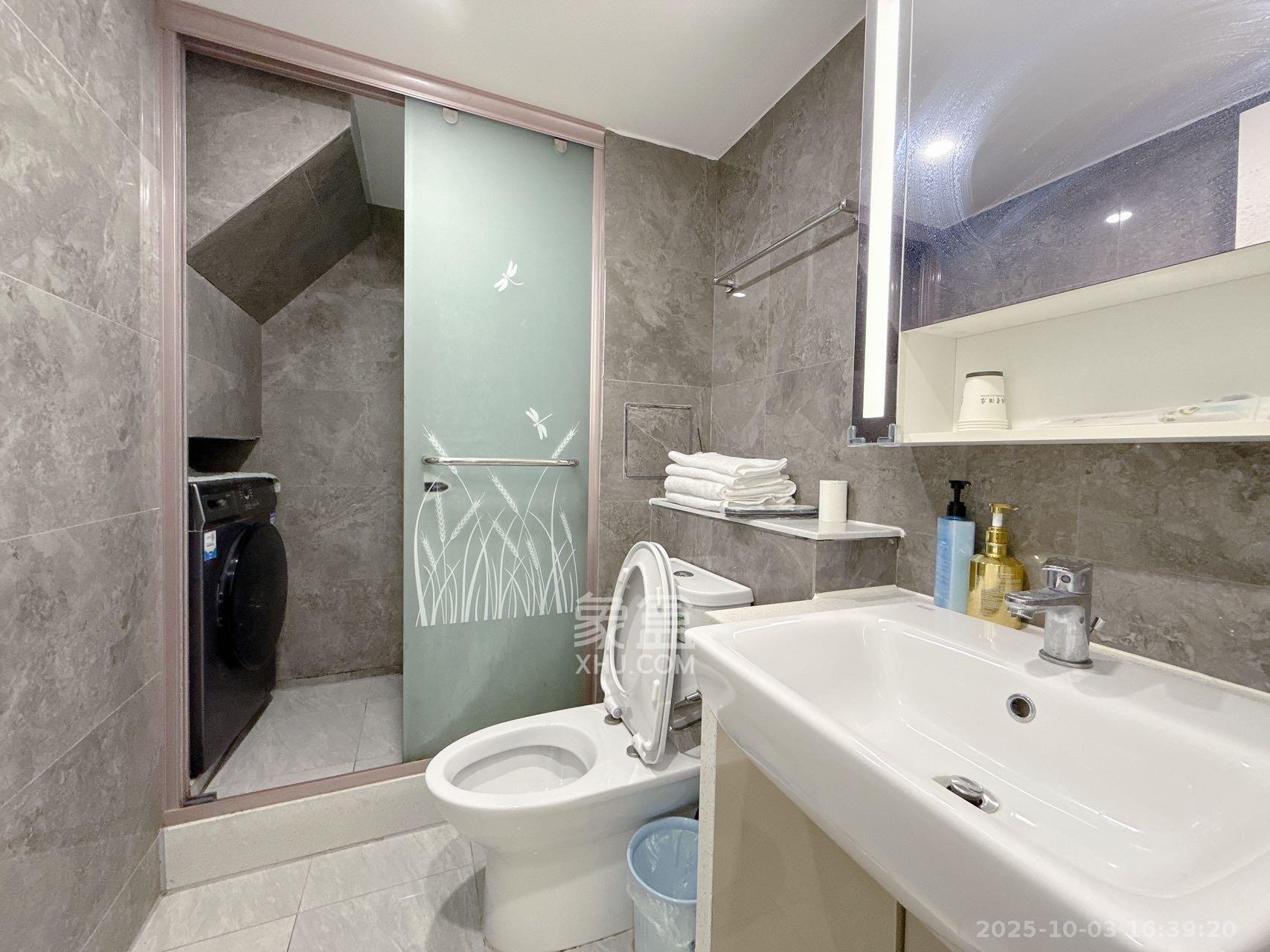 华远华时代 2室1厅1卫 3200.0元/月 华远华时代 2室1厅1卫 3200.0元/月室内图