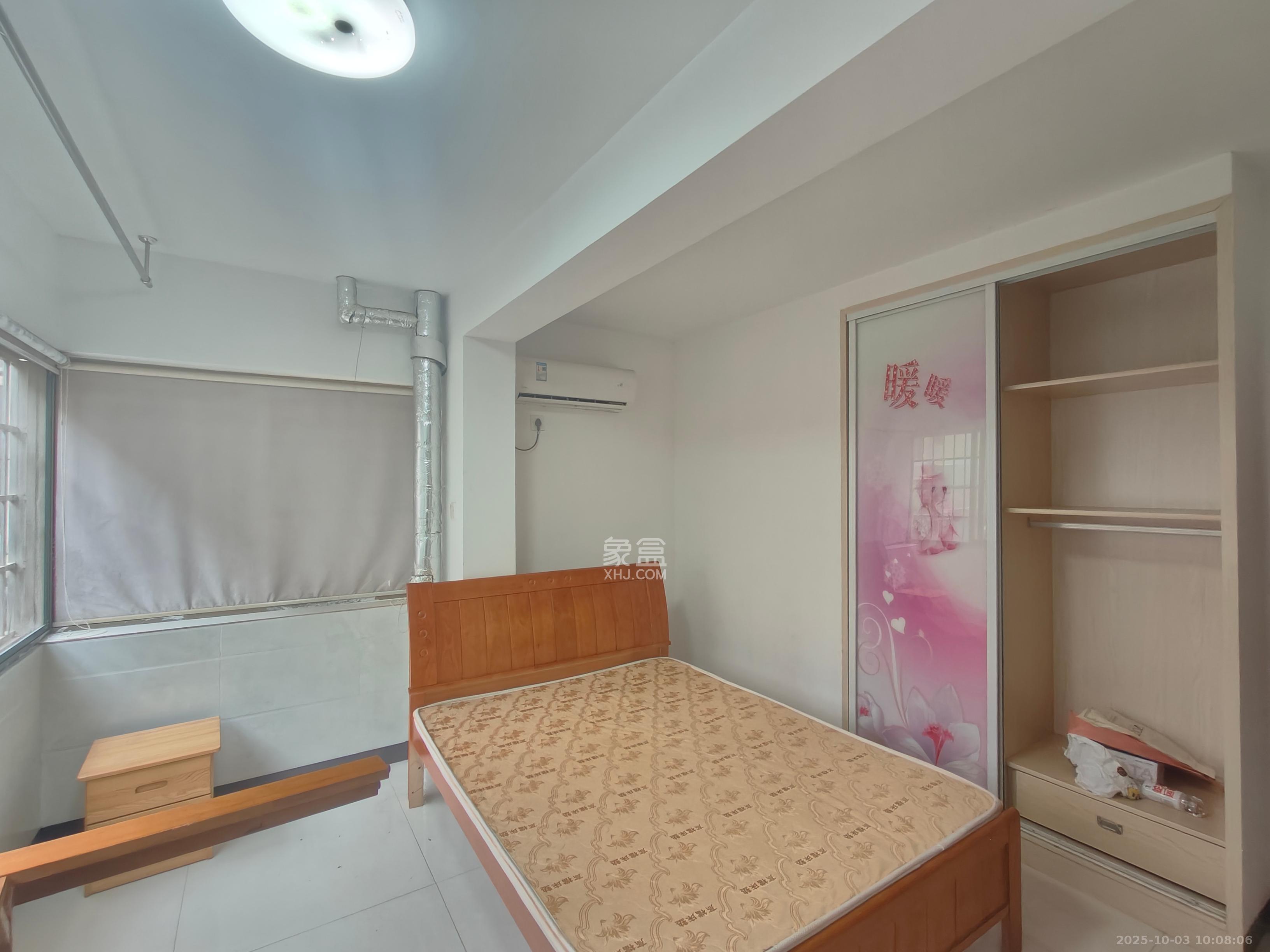 雄海花园 3室2厅1卫 2100.0元/月 雄海花园 3室2厅1卫 2100.0元/月室内图