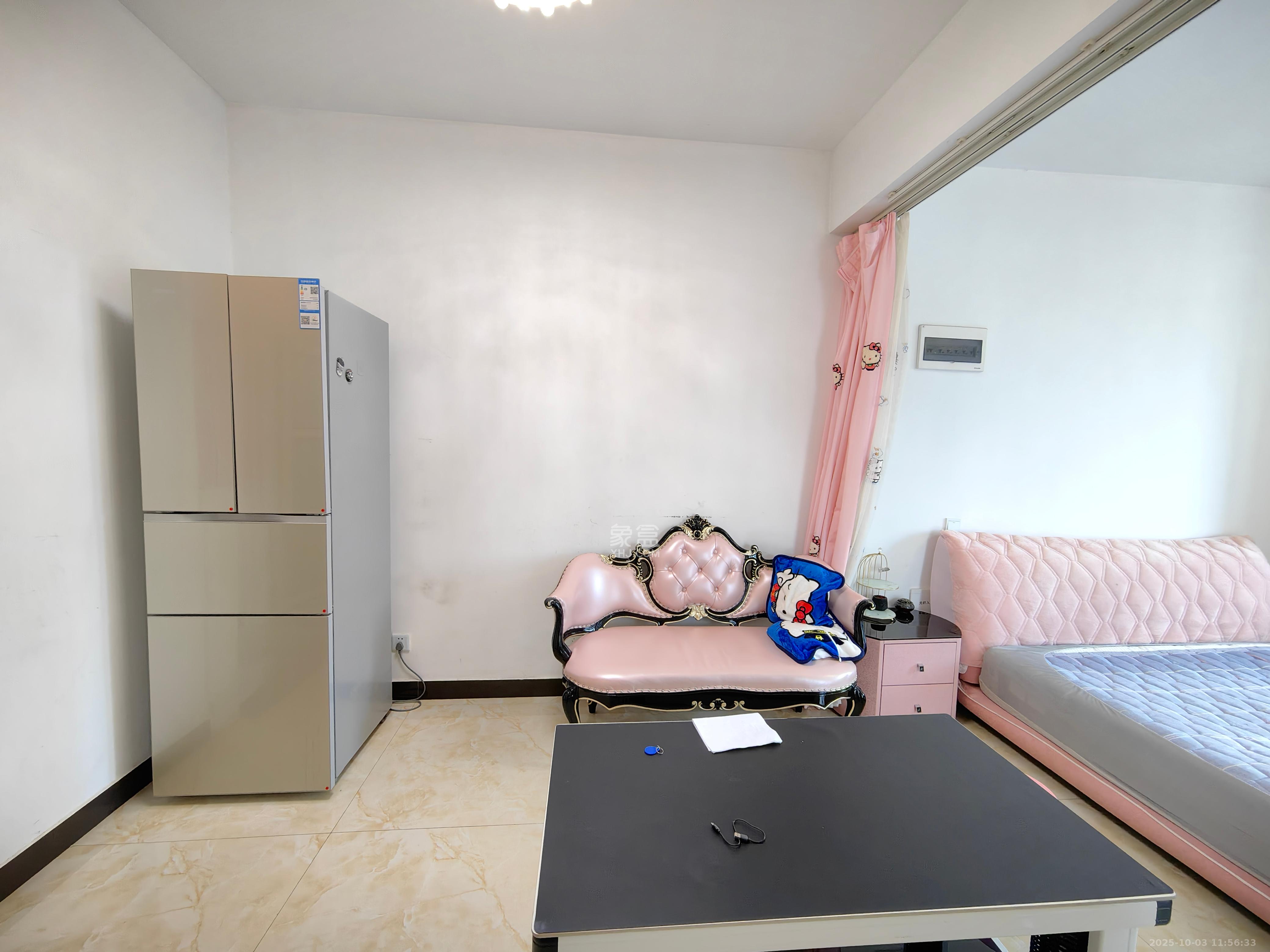 正旺国际铭城(正旺U公馆) 1室1厅1卫 1800.0元/月 正旺国际铭城(正旺U公馆) 1室1厅1卫 1800.0元/月室内图