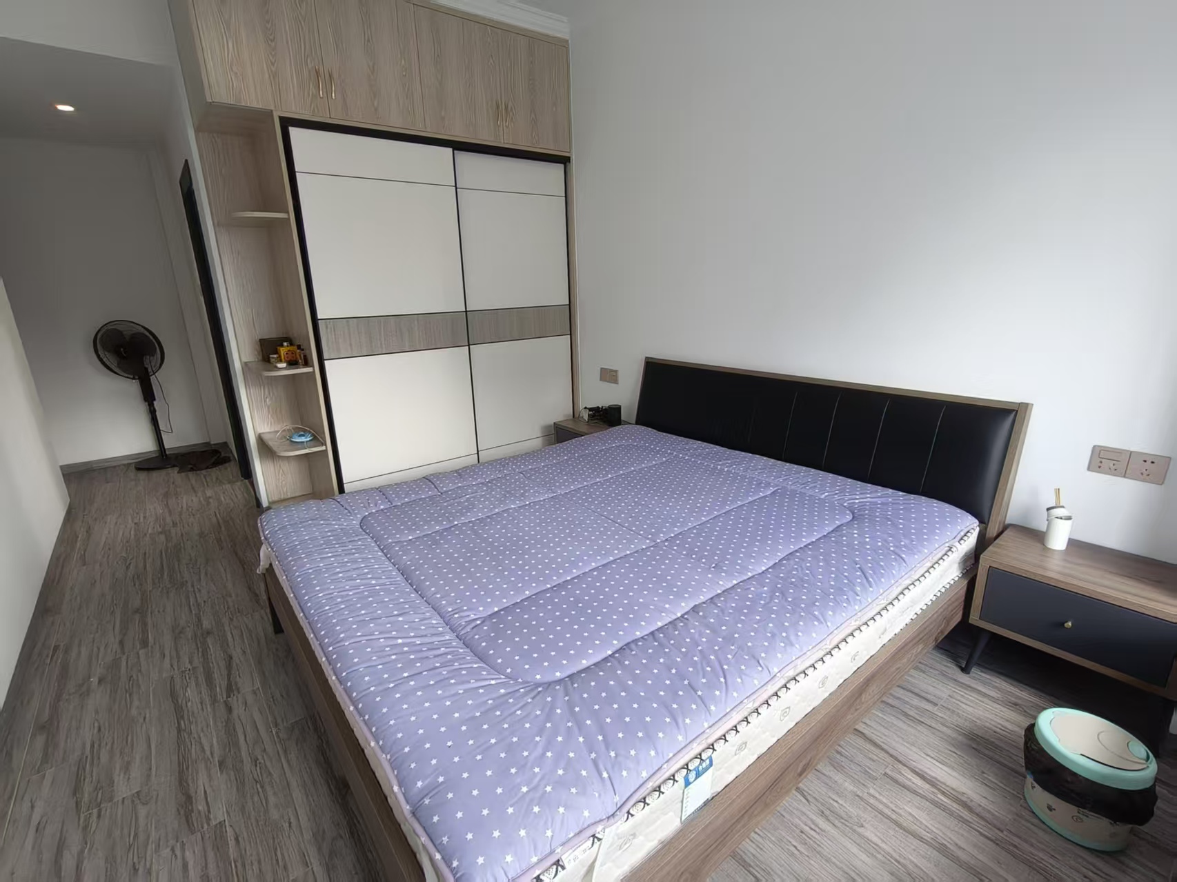 消防总队琼山住宅小区  3室2厅2卫    3800.0元/月室内图