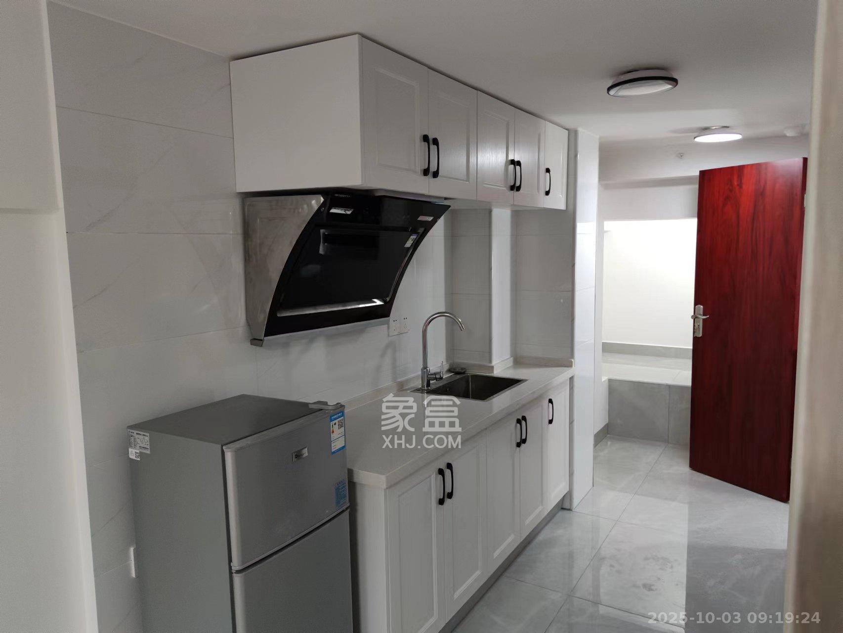 龙湖湘江星座（祺鑫星座公寓）  1室1厅1卫    1300.0元/月室内图