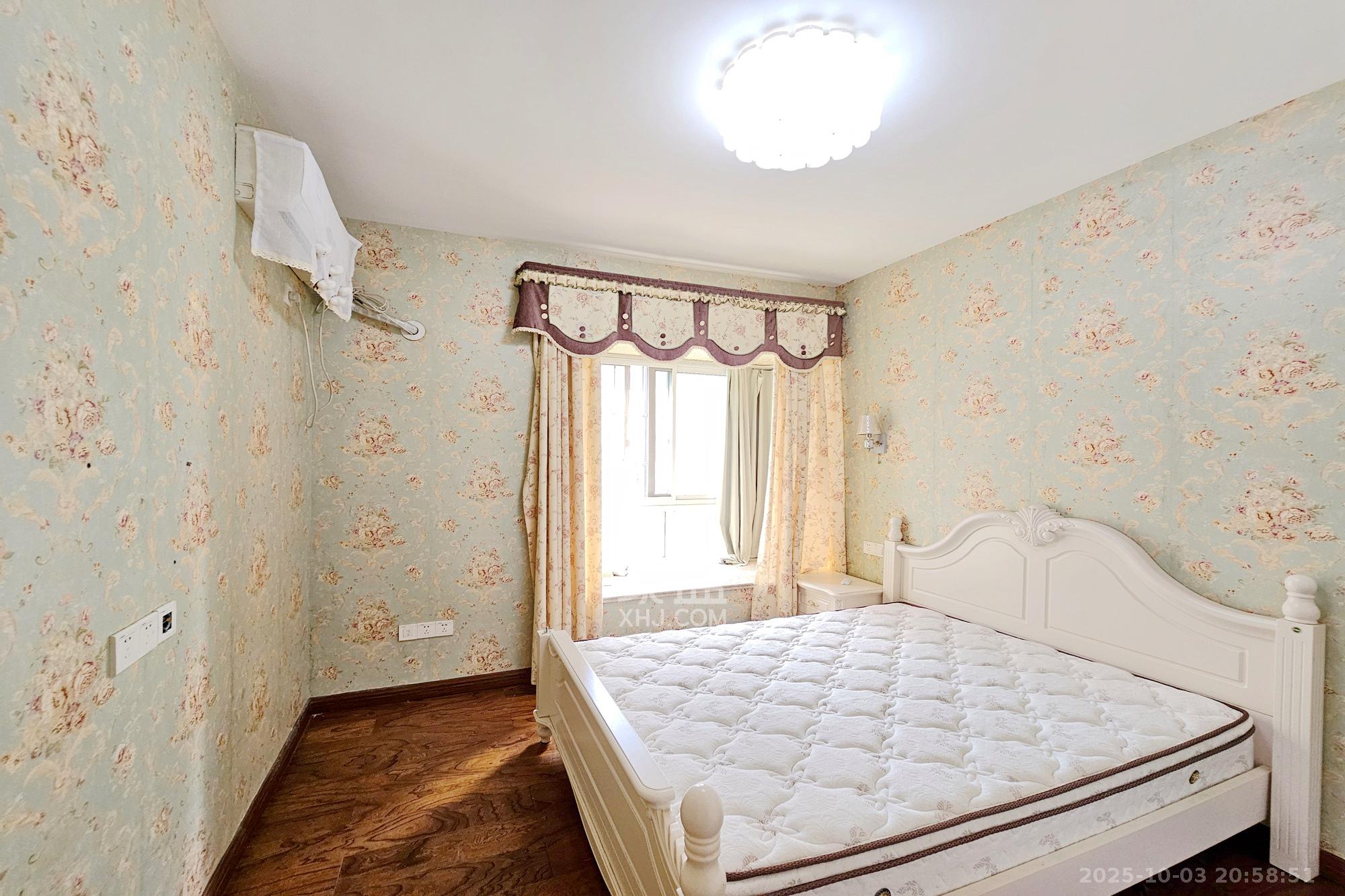 嘉宇盛世华章 1室2厅1卫 86.0万 嘉宇盛世华章 1室2厅1卫 86.0万卧室