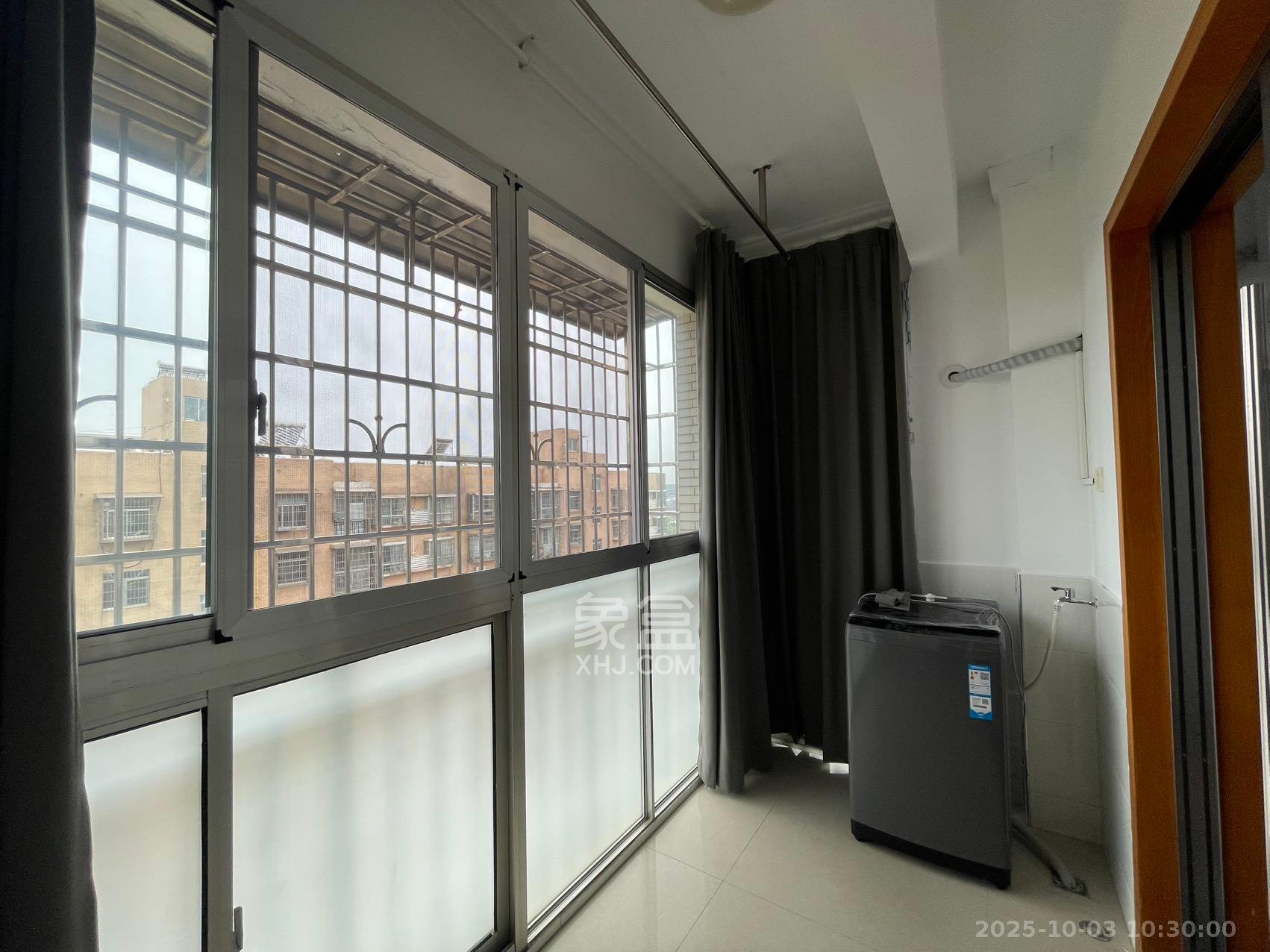 先锋新宇 3室2厅2卫 2100.0元/月 先锋新宇 3室2厅2卫 2100.0元/月室内图