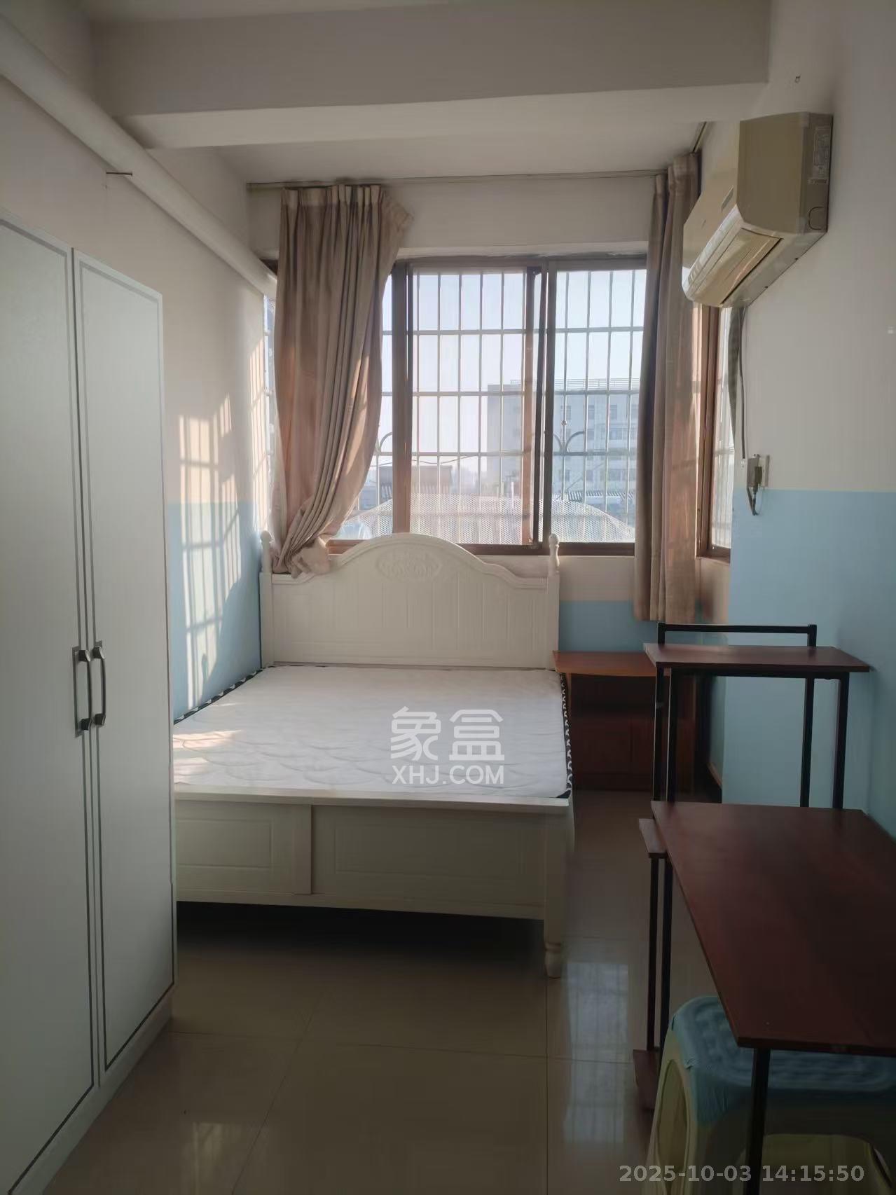 后湖小区  1室2厅1卫   730.00元/月室内图1
