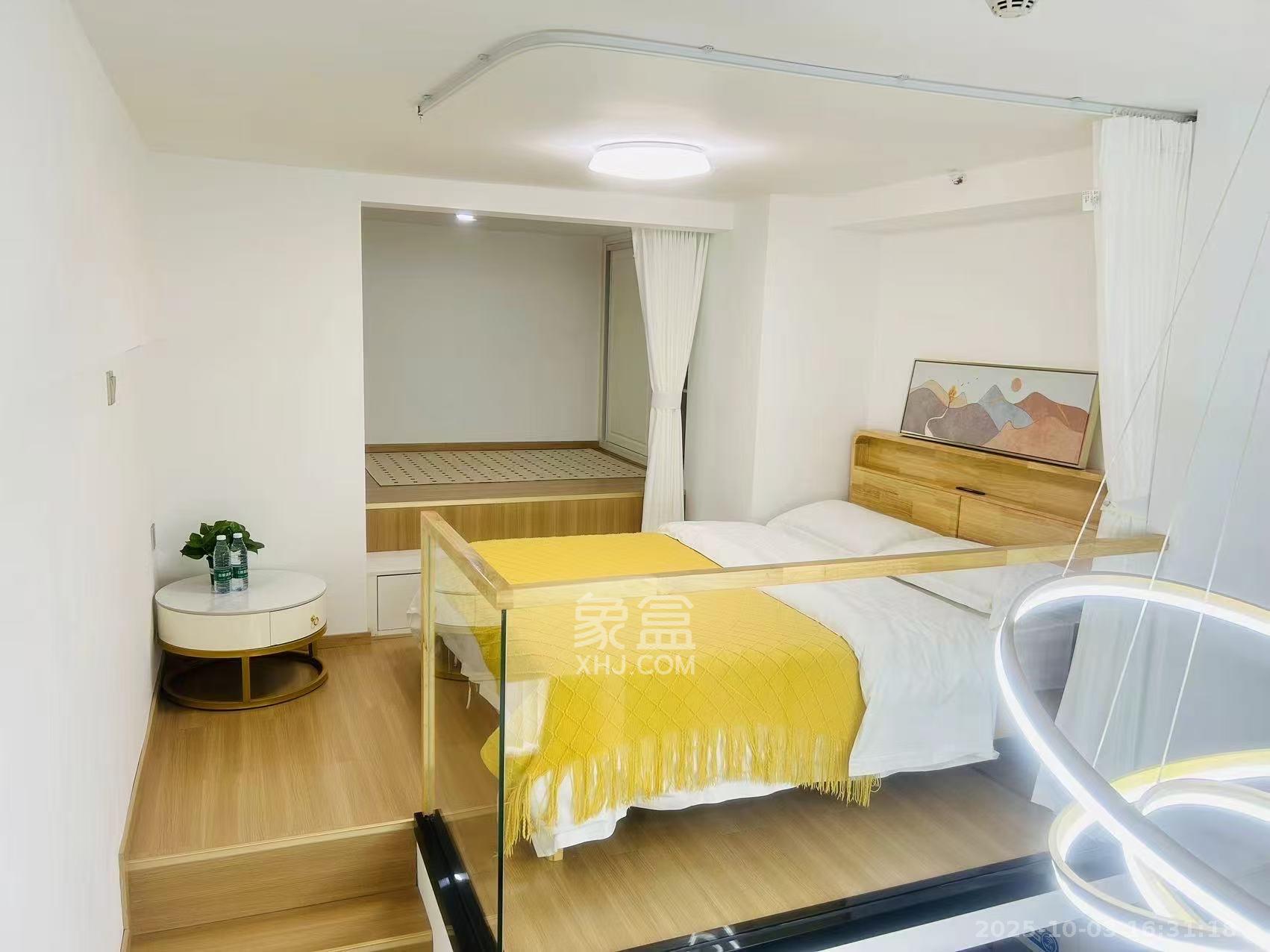 越秀悦湖台 1室0厅0卫 2400.0元/月 越秀悦湖台 1室0厅0卫 2400.0元/月室内图