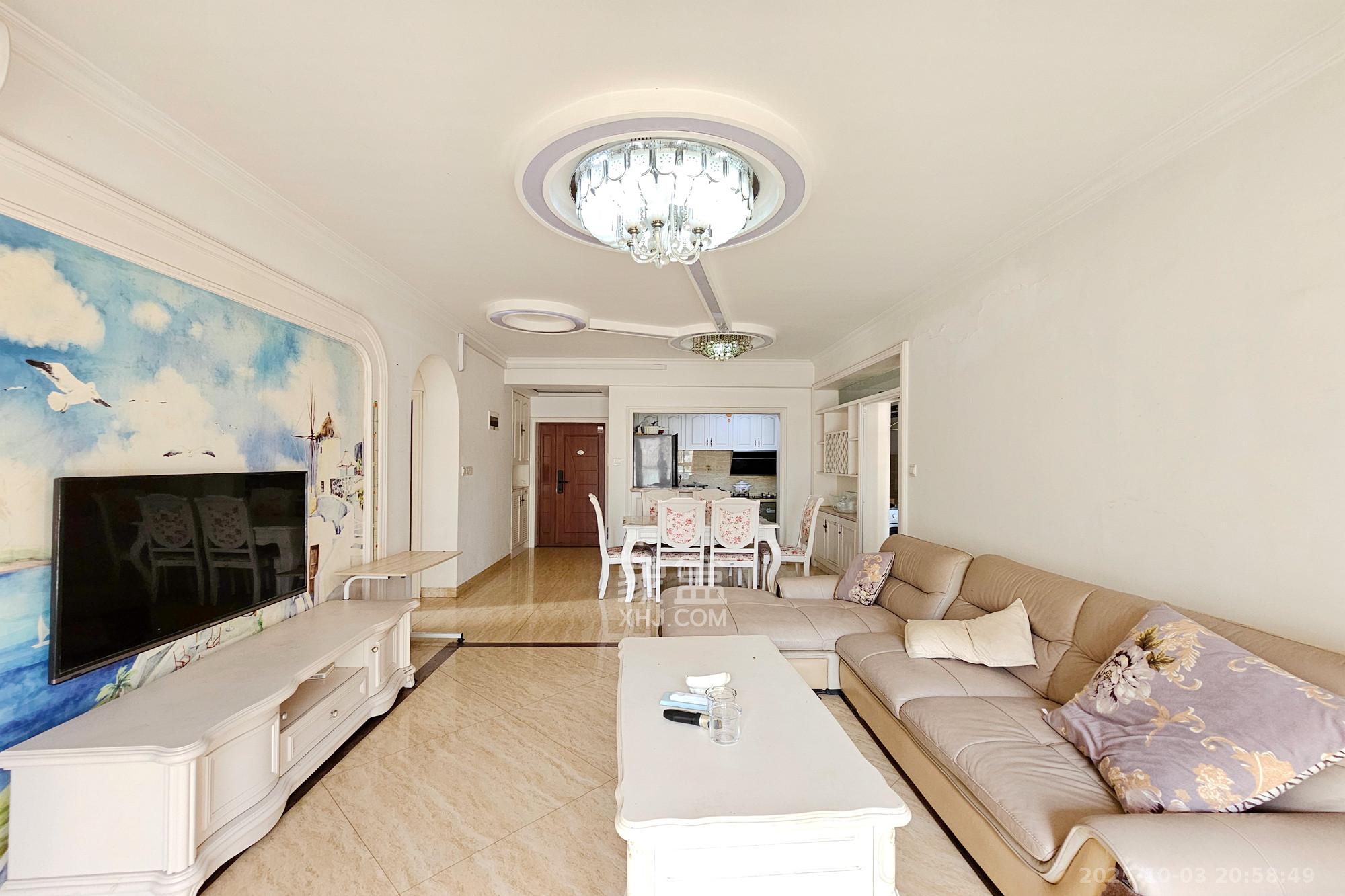 嘉宇盛世华章 1室2厅1卫 86.0万 嘉宇盛世华章 1室2厅1卫 86.0万客厅