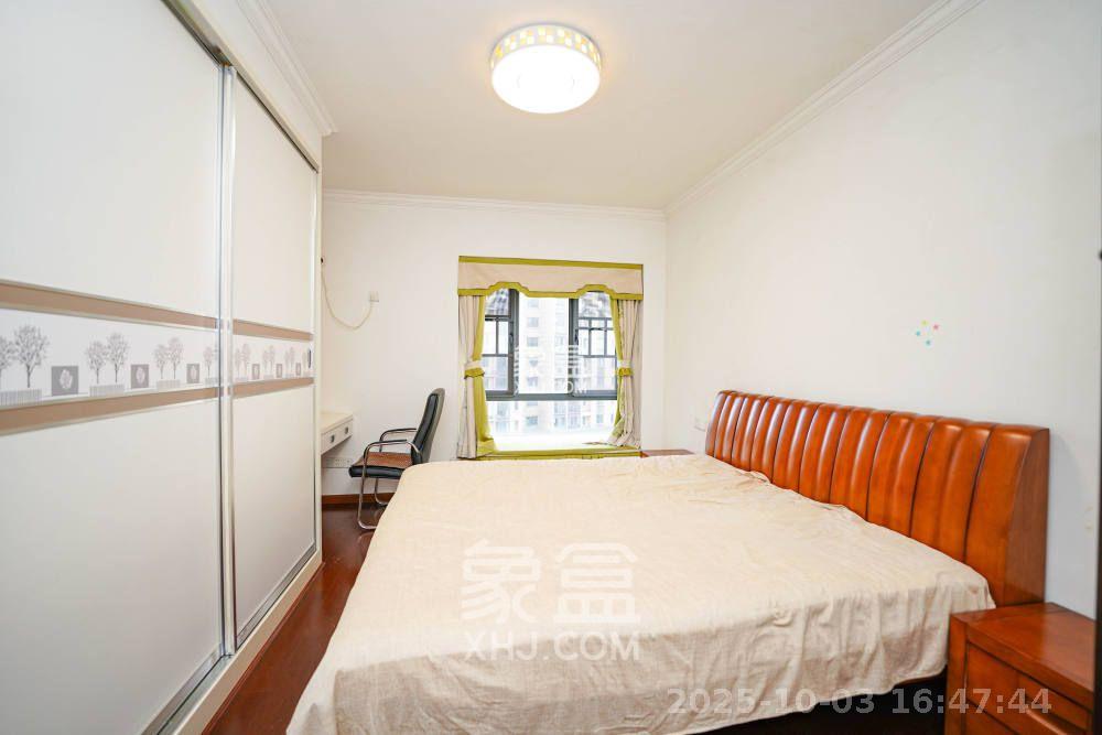 卢浮原著 3室2厅2卫 2208.0元/月 卢浮原著 3室2厅2卫 2208.0元/月室内图